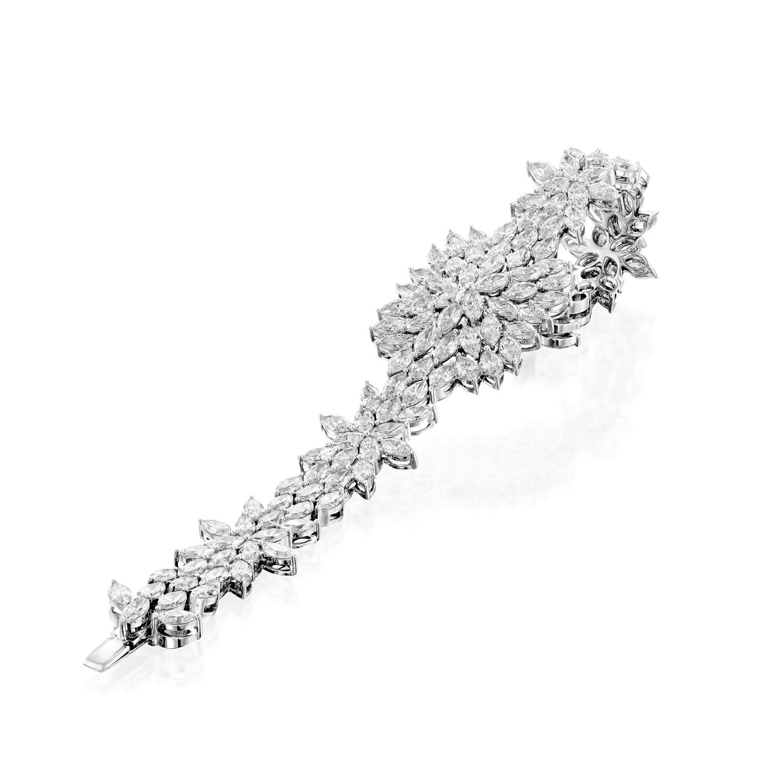 Contemporary Geraldo 28.64 Carat Marquise Diamond White Gold Bracelet For Sale