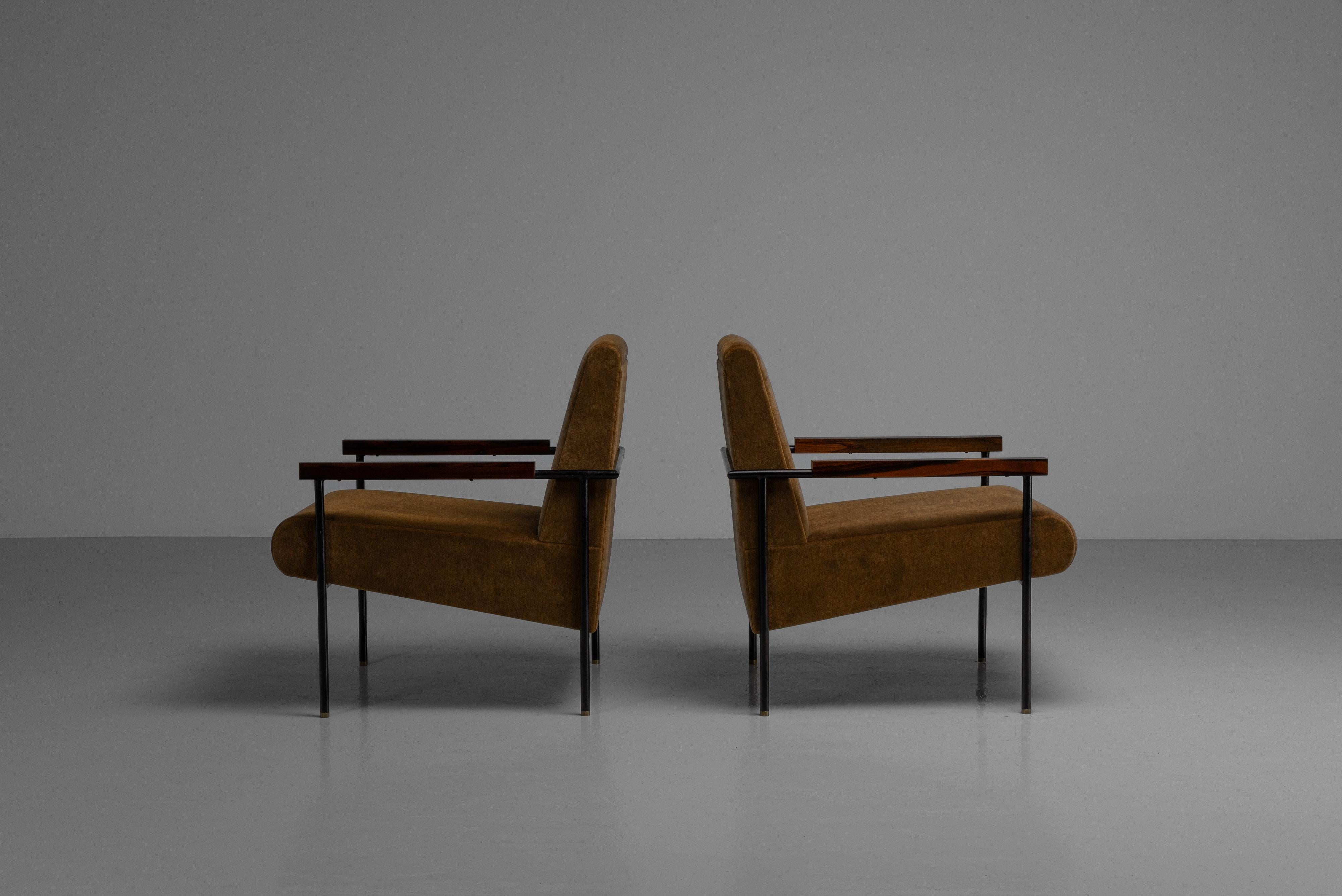 Geraldo de Barros arm chairs Unilabor Brazil 1950 In Good Condition For Sale In Roosendaal, Noord Brabant
