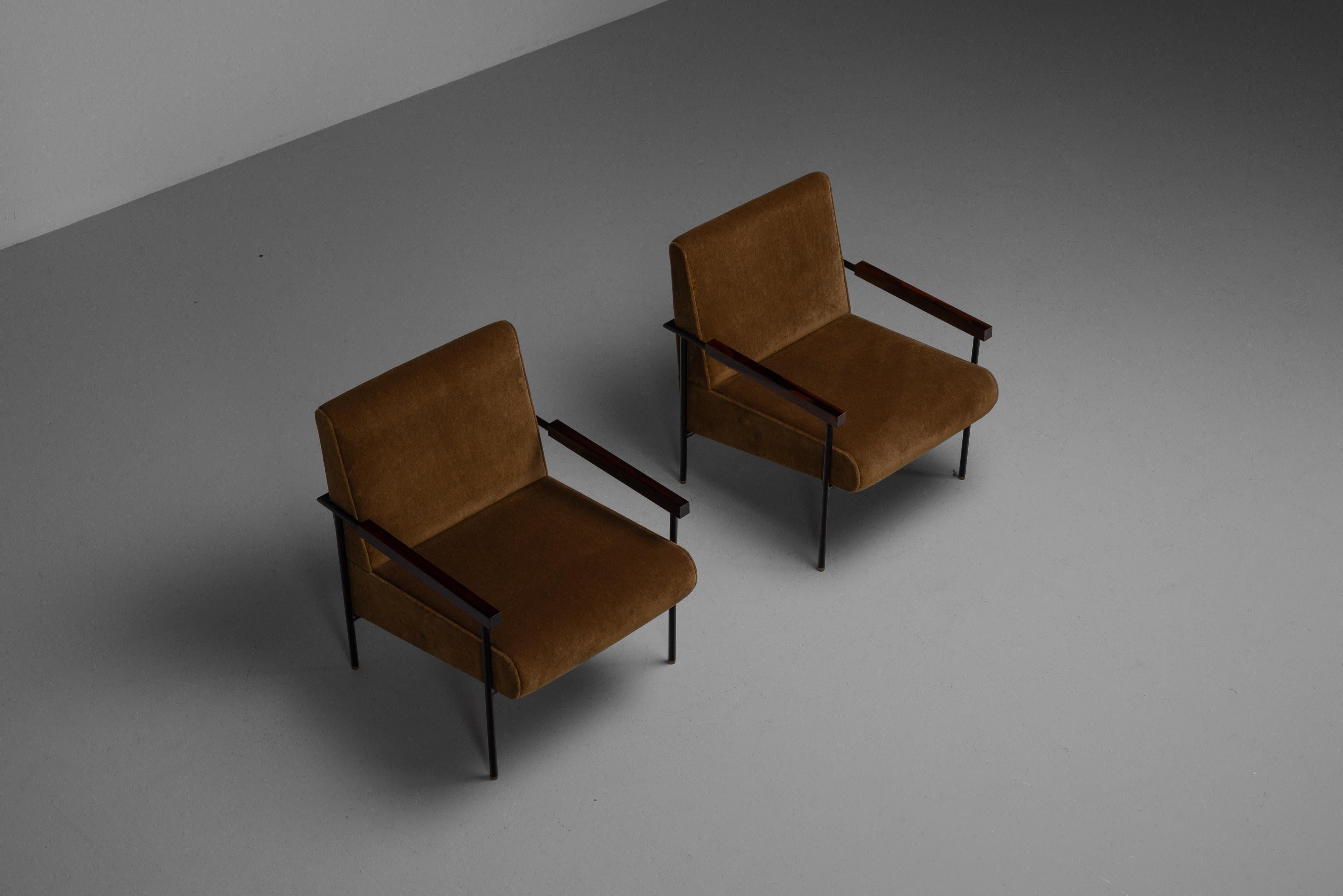 Geraldo de Barros arm chairs Unilabor Brazil 1950 For Sale 1