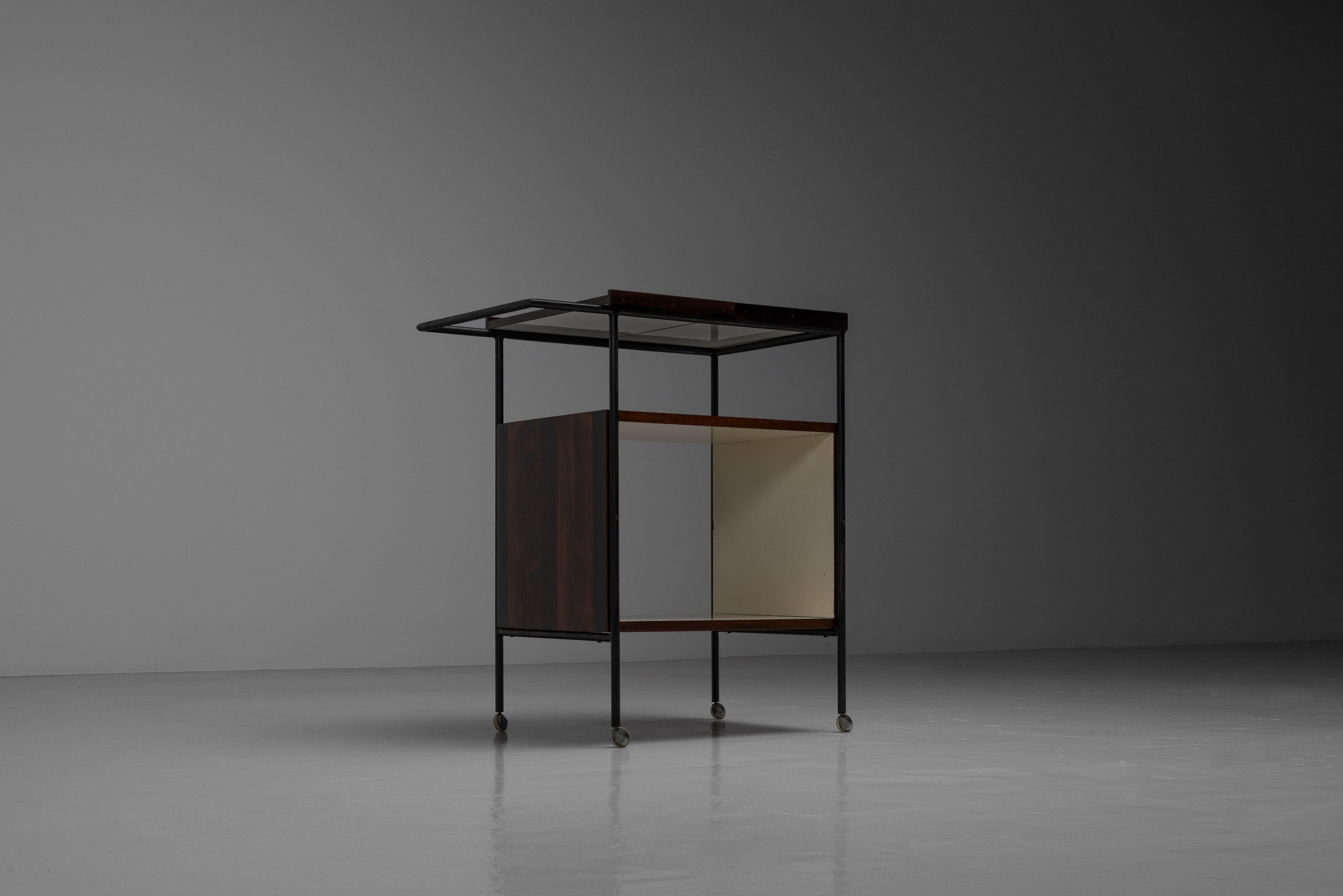 Mid-Century Modern Chariot de bar Geraldo de Barros Unilabor Brazil 1955 en vente