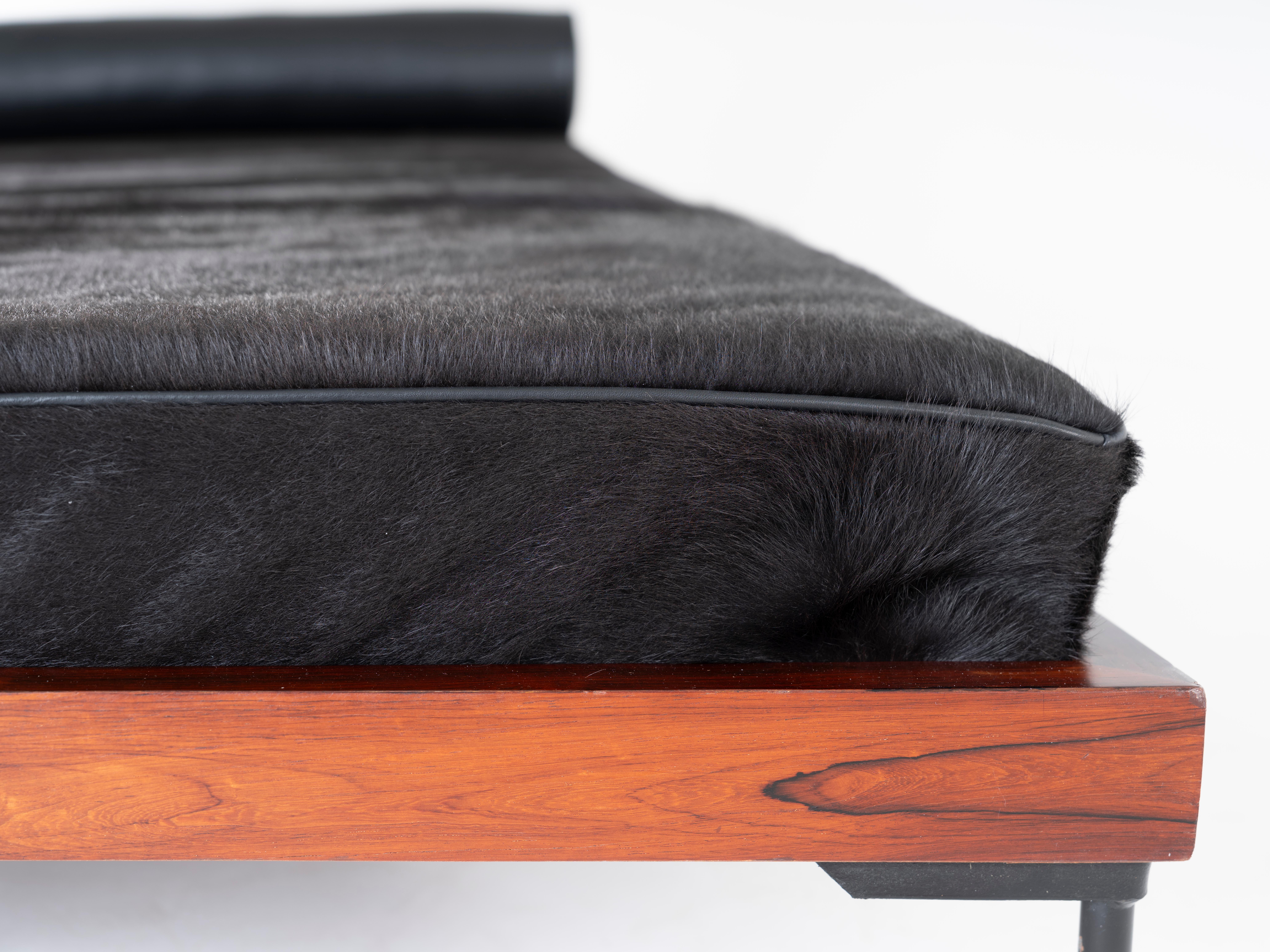 Geraldo de Barros Daybed, Rosewood, Brazil, 1960s im Angebot 7