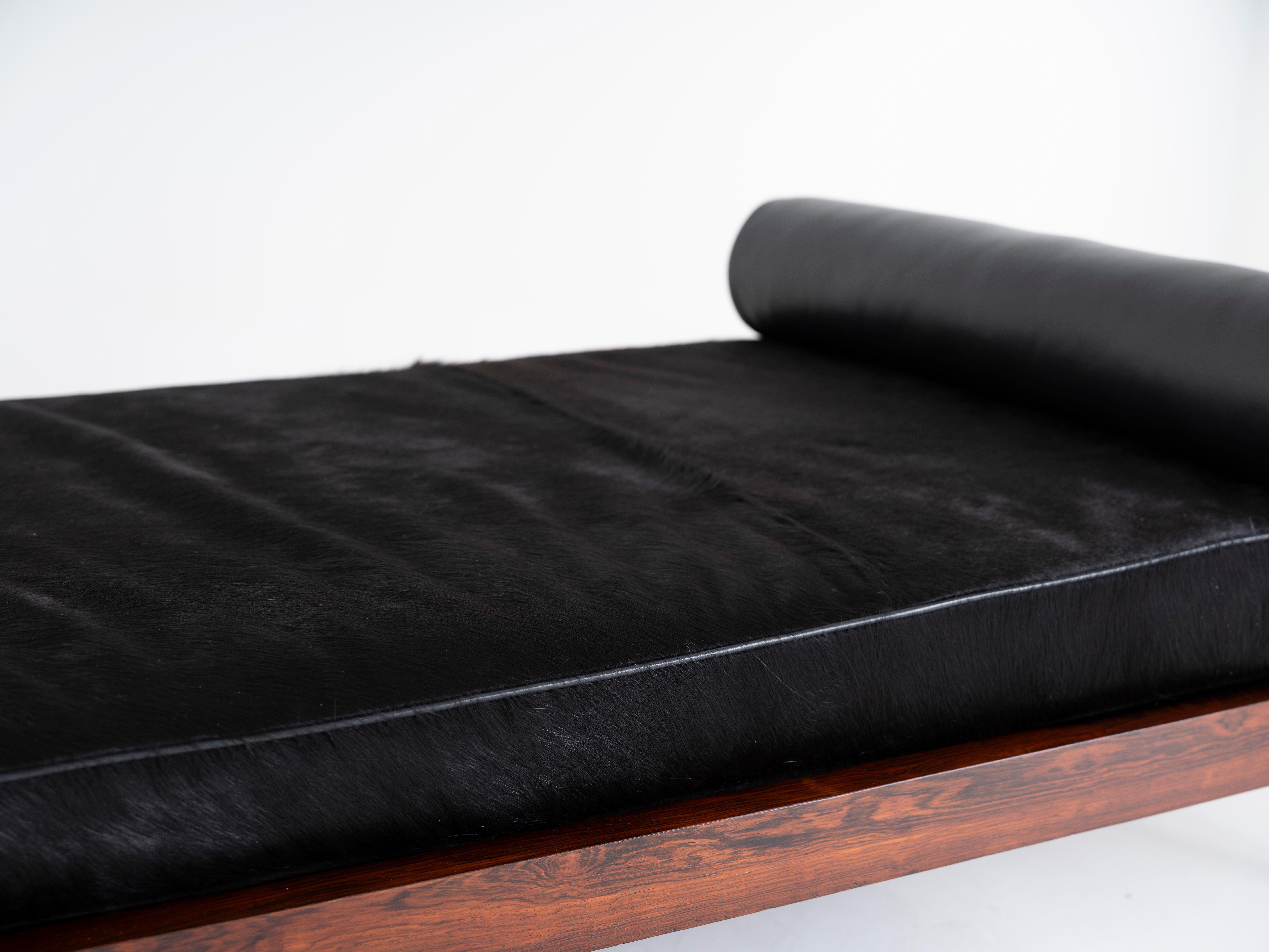 Geraldo de Barros Daybed, Rosewood, Brazil, 1960s (Mitte des 20. Jahrhunderts) im Angebot