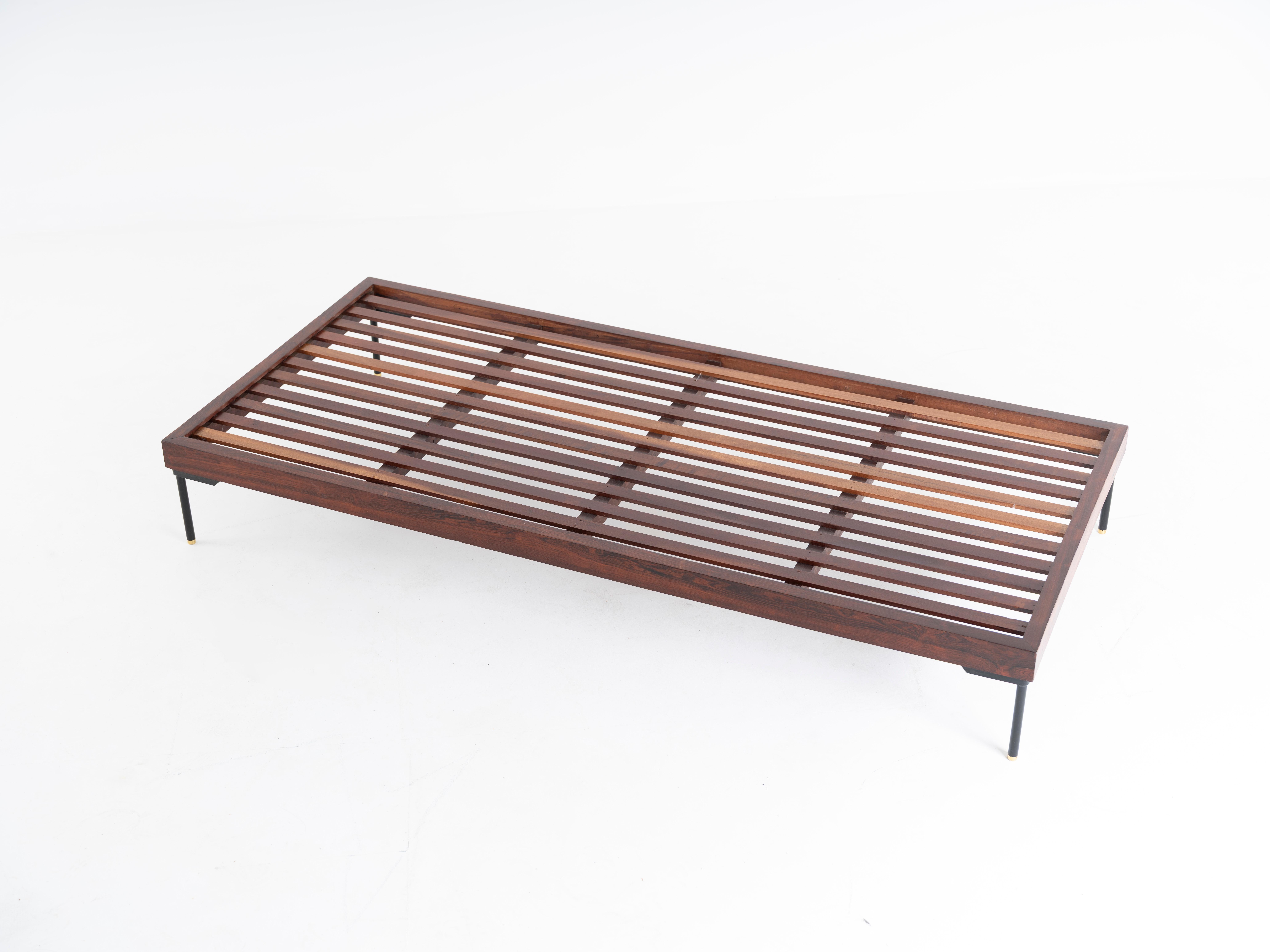 Geraldo de Barros Daybed, Rosewood, Brazil, 1960s im Angebot 2
