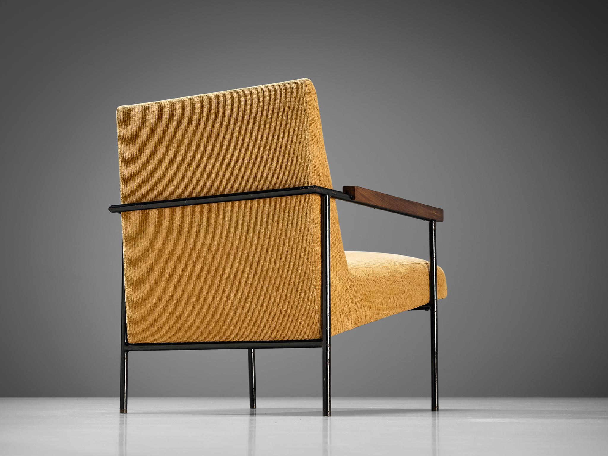 Mid-Century Modern Geraldo de Barros Lounge Chair in Iron and Yellow Upholstery  For Sale