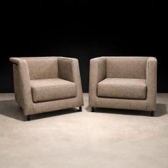 Geraldo de Barros Pair of Armchairs in Steel & Taupe Wool Boucle, Brazil, 1970s