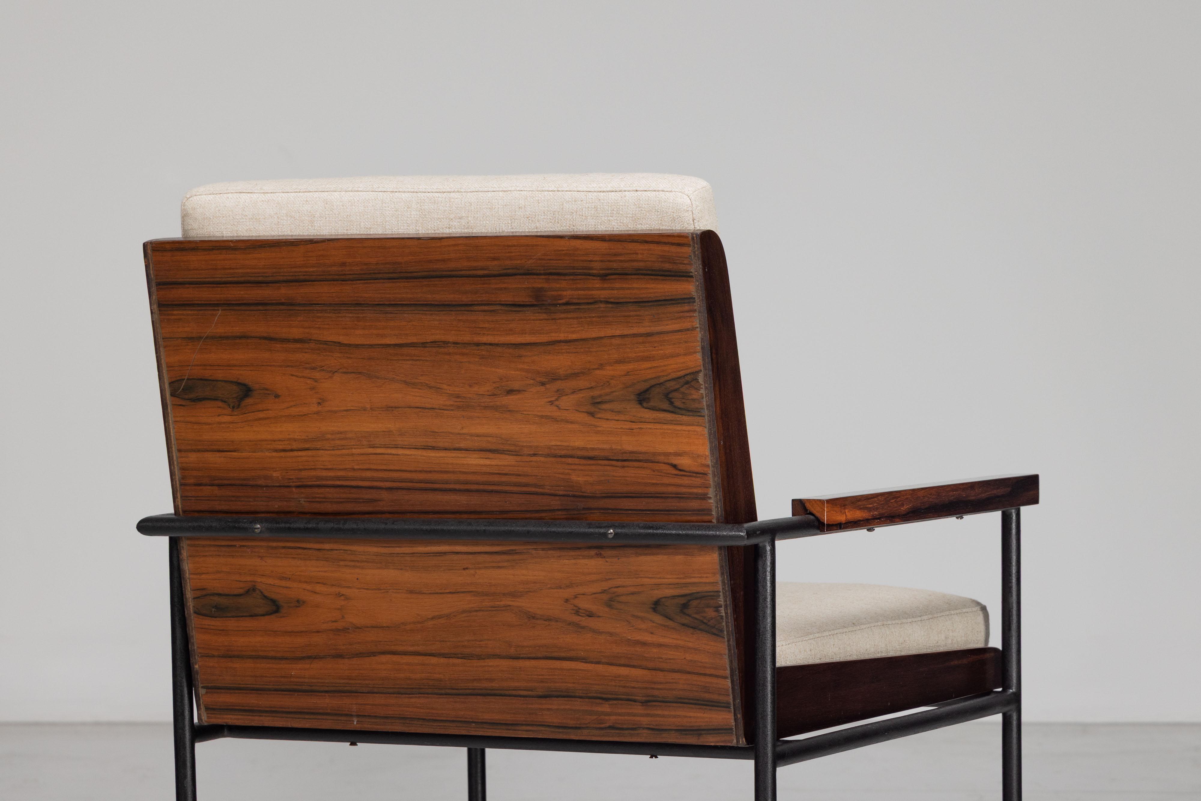 Mid-Century Modern Geraldo de Barros UL19 armchairs Unilabor Brazil 1955 For Sale