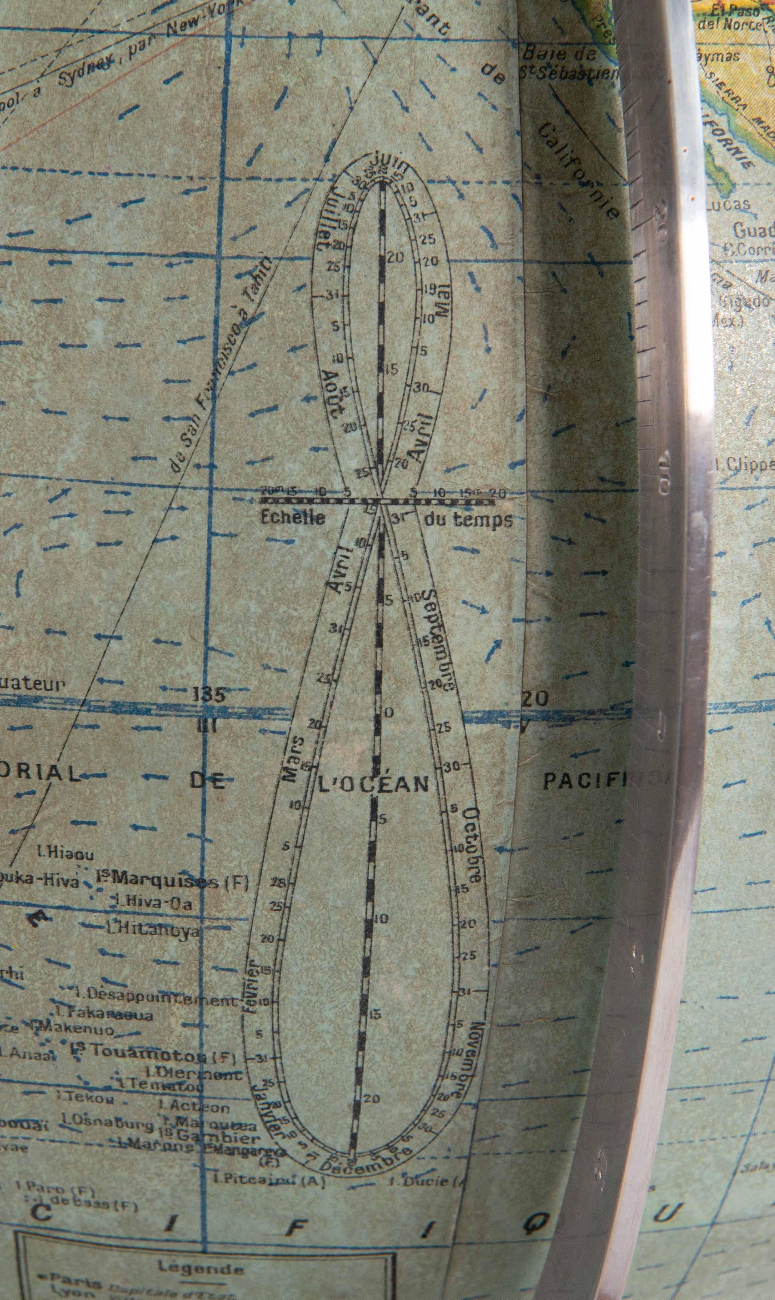 Gerard Barrère et Thomas, Globe Made circa 1950 on Mahogany Base 1