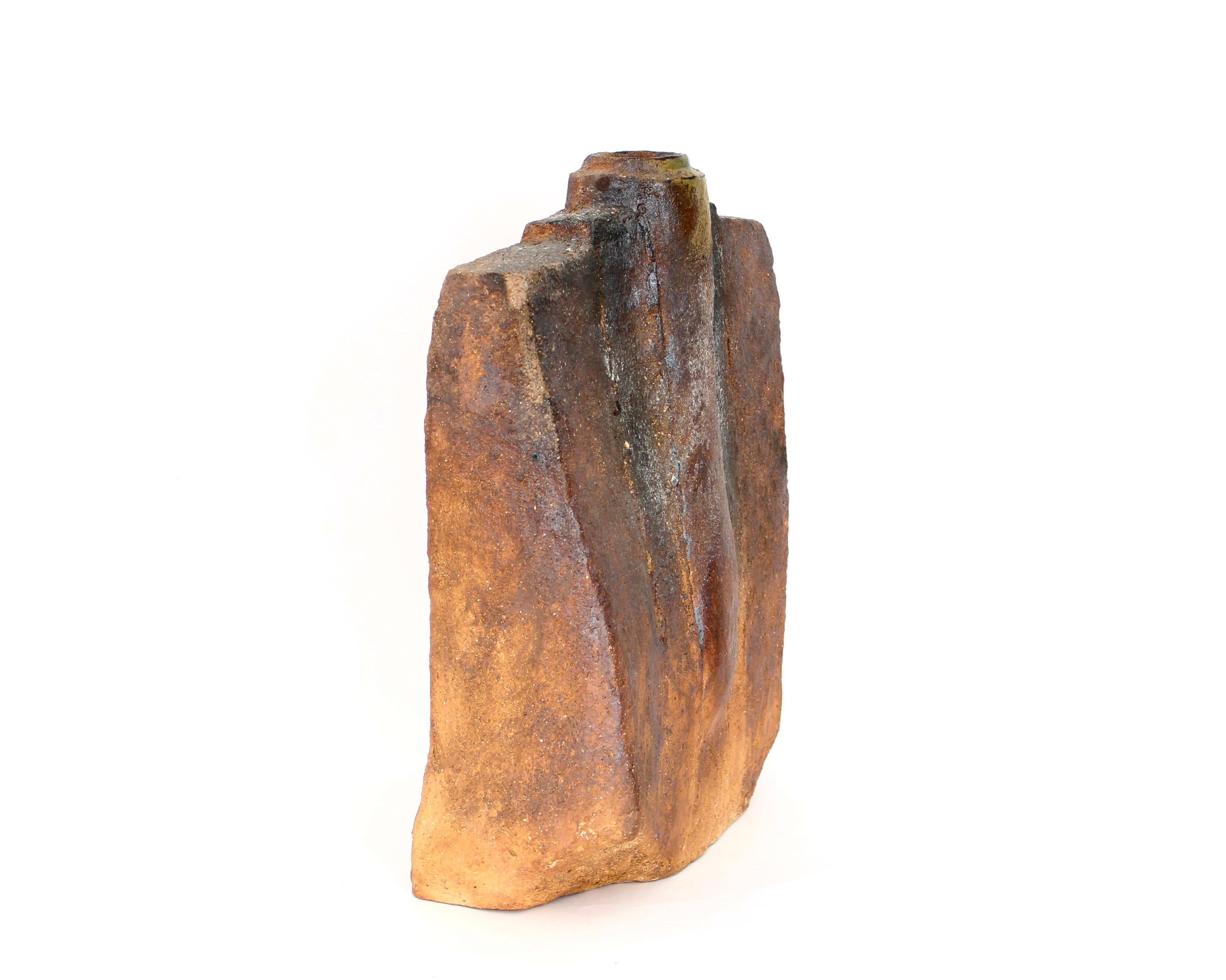 Gerard Brossard Jarrón de cerámica de madera cocida La Borne Francia circa 1976 en Bueno estado para la venta en Chicago, IL