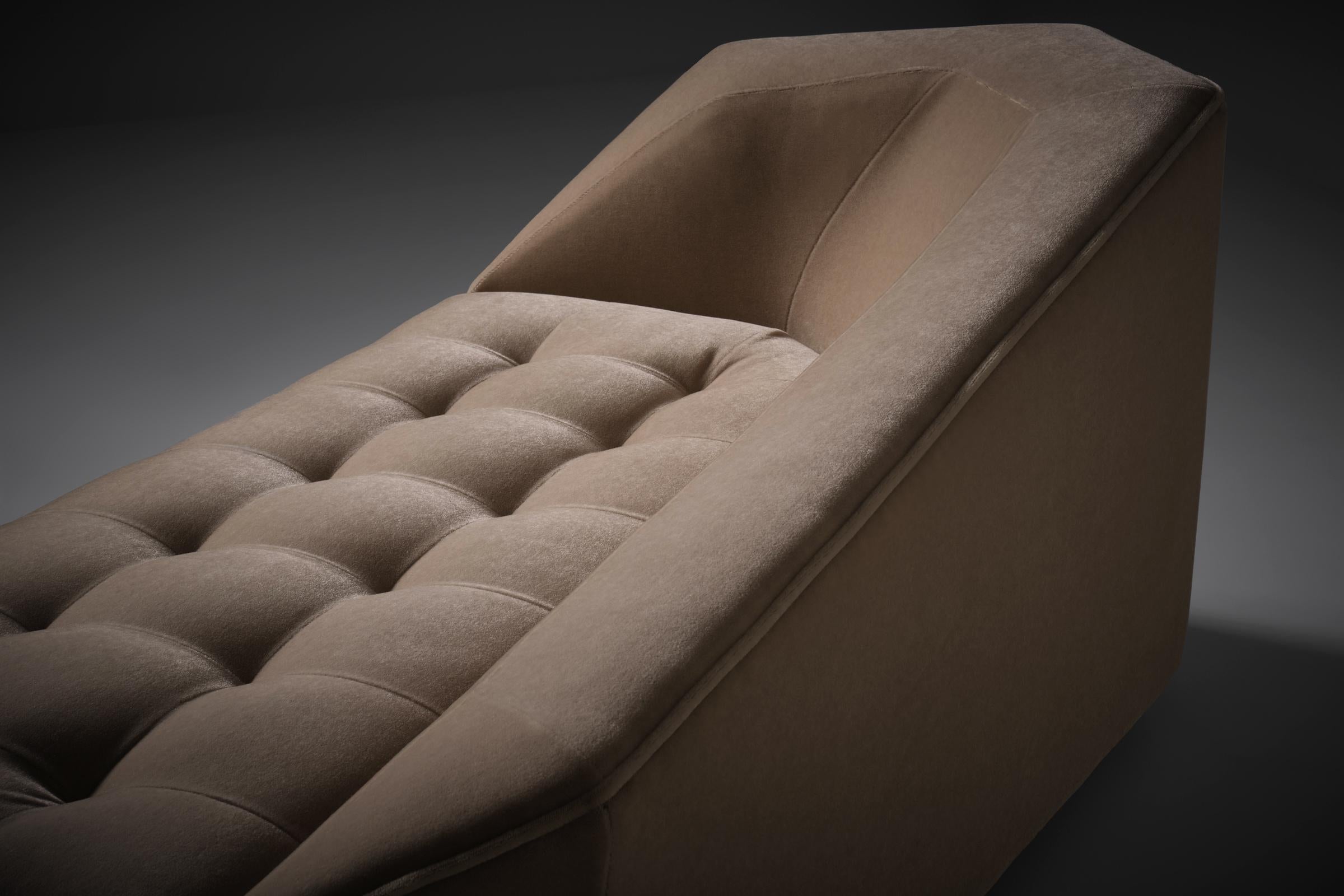 Mohair Gérard Gallet Divan for Mobilier International, France ca. 1980