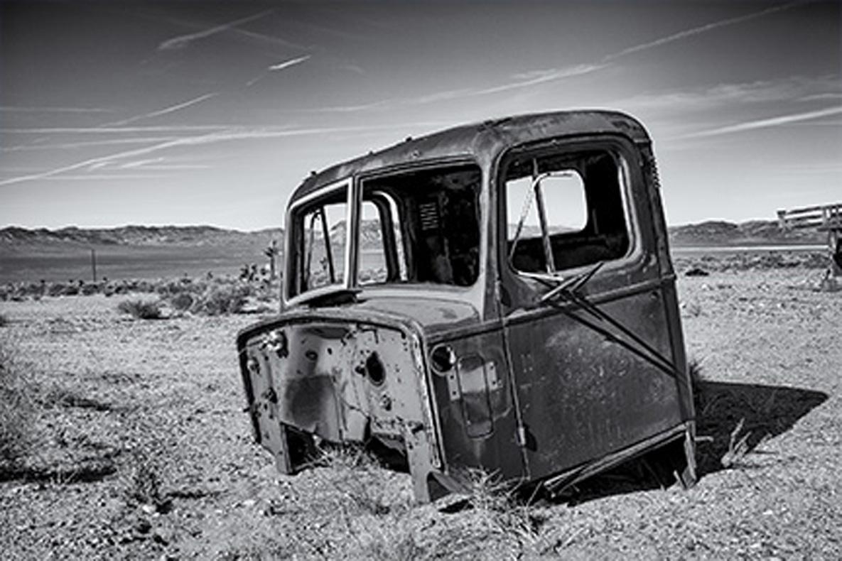 Gerard Giliberti Black and White Photograph - Hot Cab