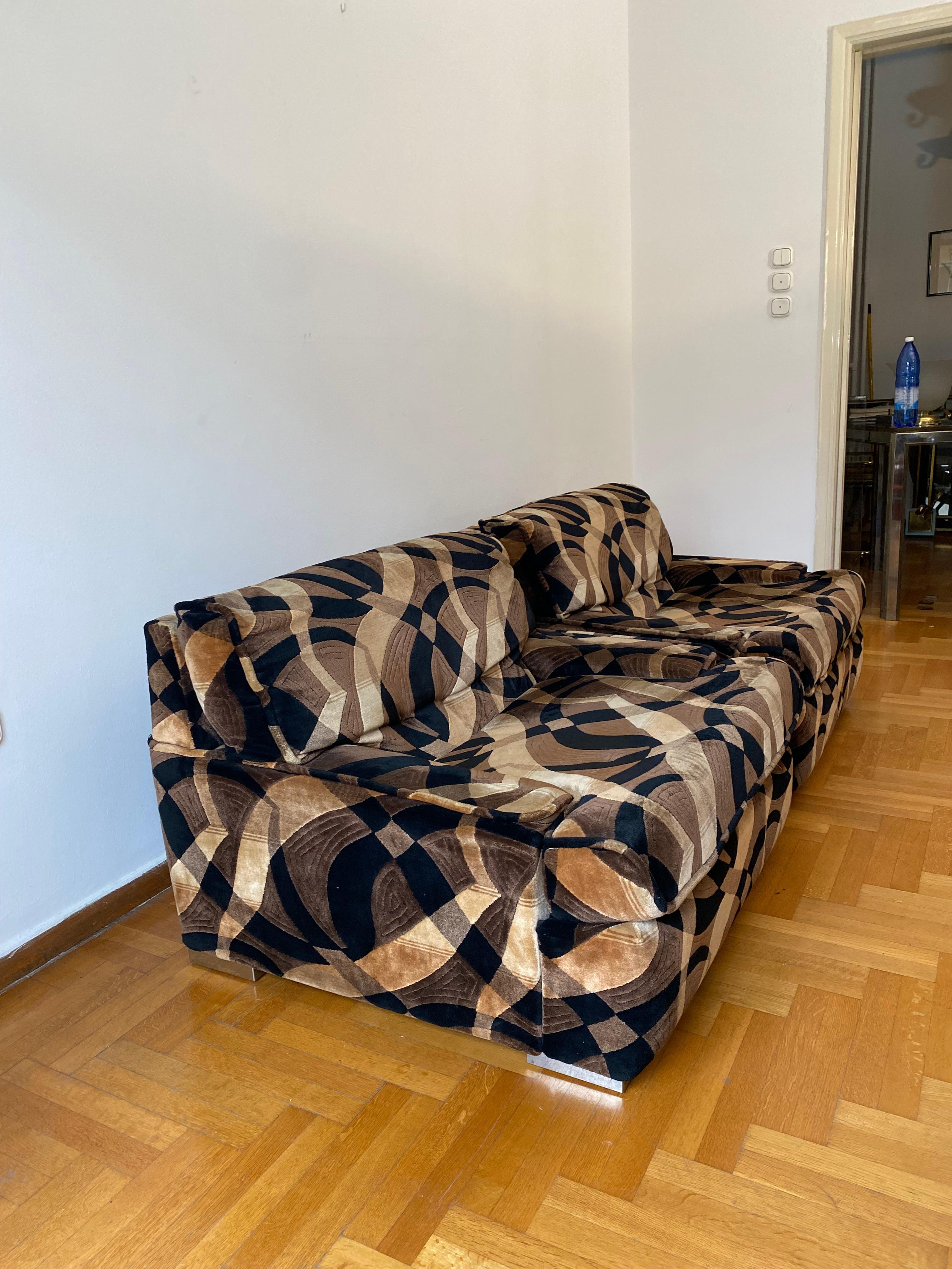 Tessuto Poltrone Gerard Guermonprez 1970 in velluto Vintage Midcentury Hollywood Regency in vendita