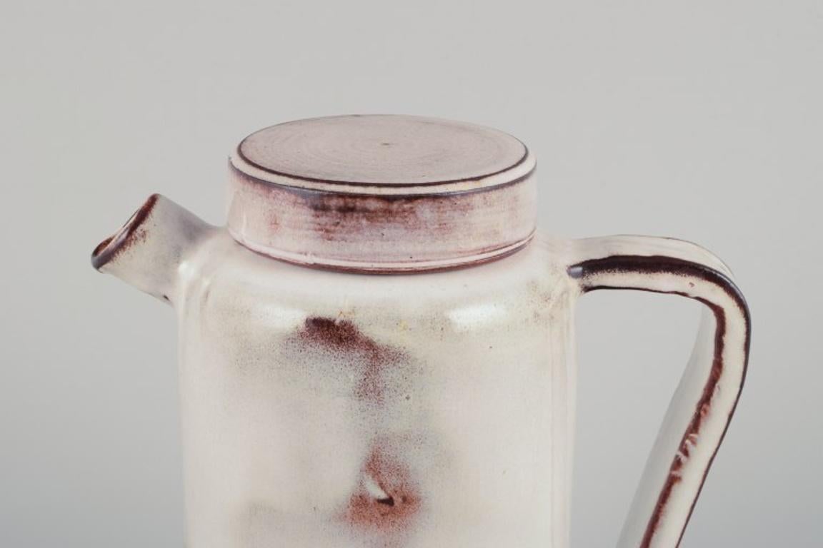 Gerard Hofmann. Ceramista francés, taller propio. Cafetera, hacia 1960 Moderno en venta