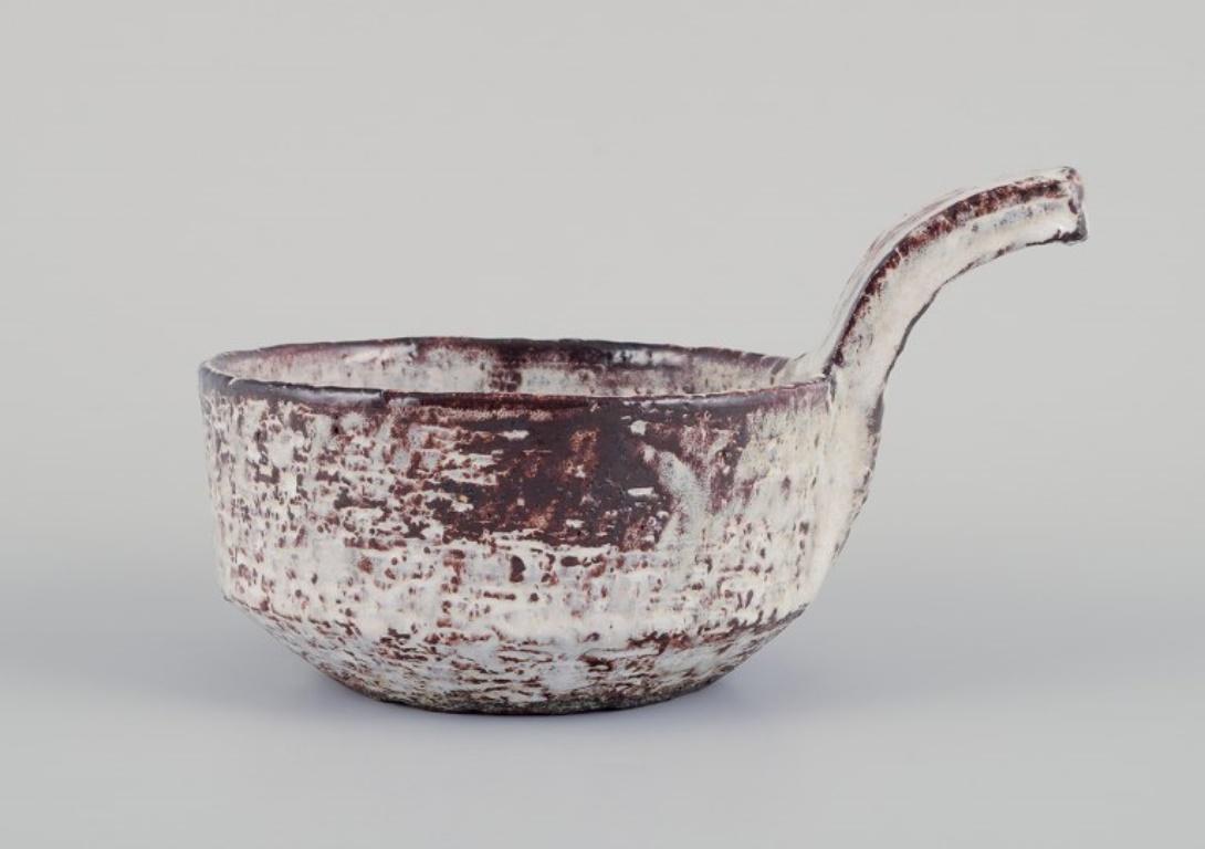 Modern Gerard Hofmann, French ceramicist. Two ceramic pieces: a pitcher and a bowl. For Sale