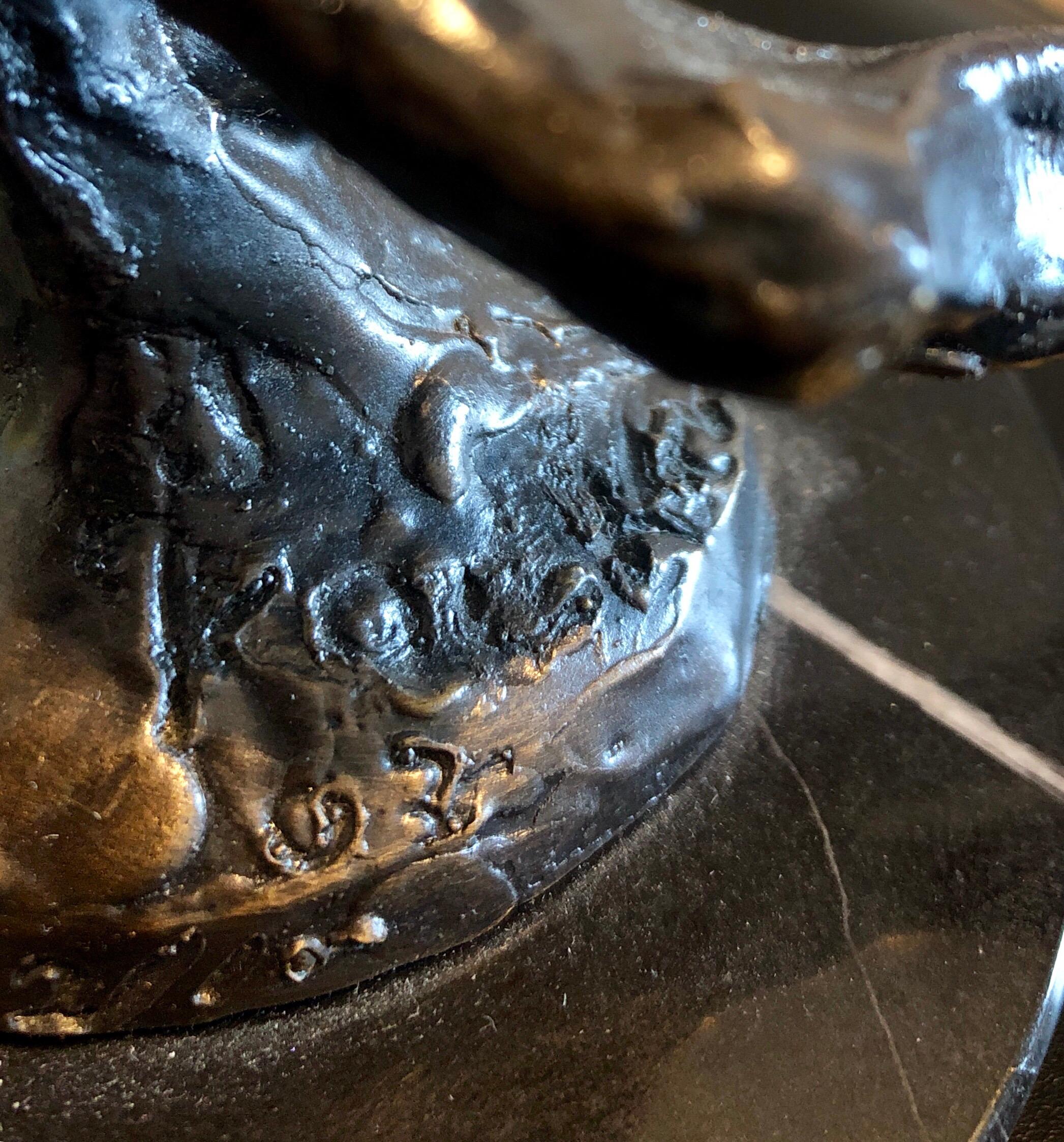 Sculpture moderne en bronze, La famille, dansant, de l'artiste allemand français Gerard Koch en vente 2