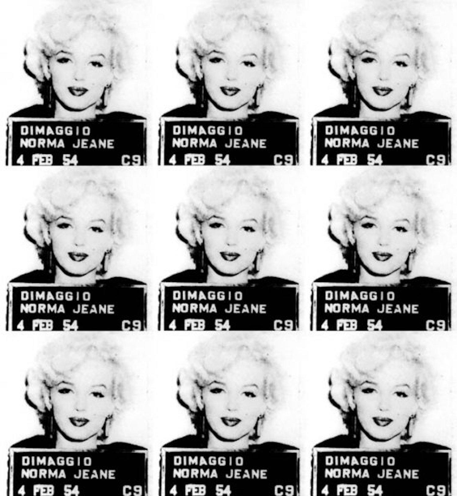 „Marilyn Monroe Mugshot“ Druck auf Leinwand 39 x 36 Zoll Ed. of 75 von Gerard Marti, Druck

Digitaldruck auf Leinwand. 
Gestreckt auf Holzstangen. 
Vom Künstler signiert und nummeriert. 

Marilyn wird auf ihrem Fahndungsfoto DiMaggio genannt, weil