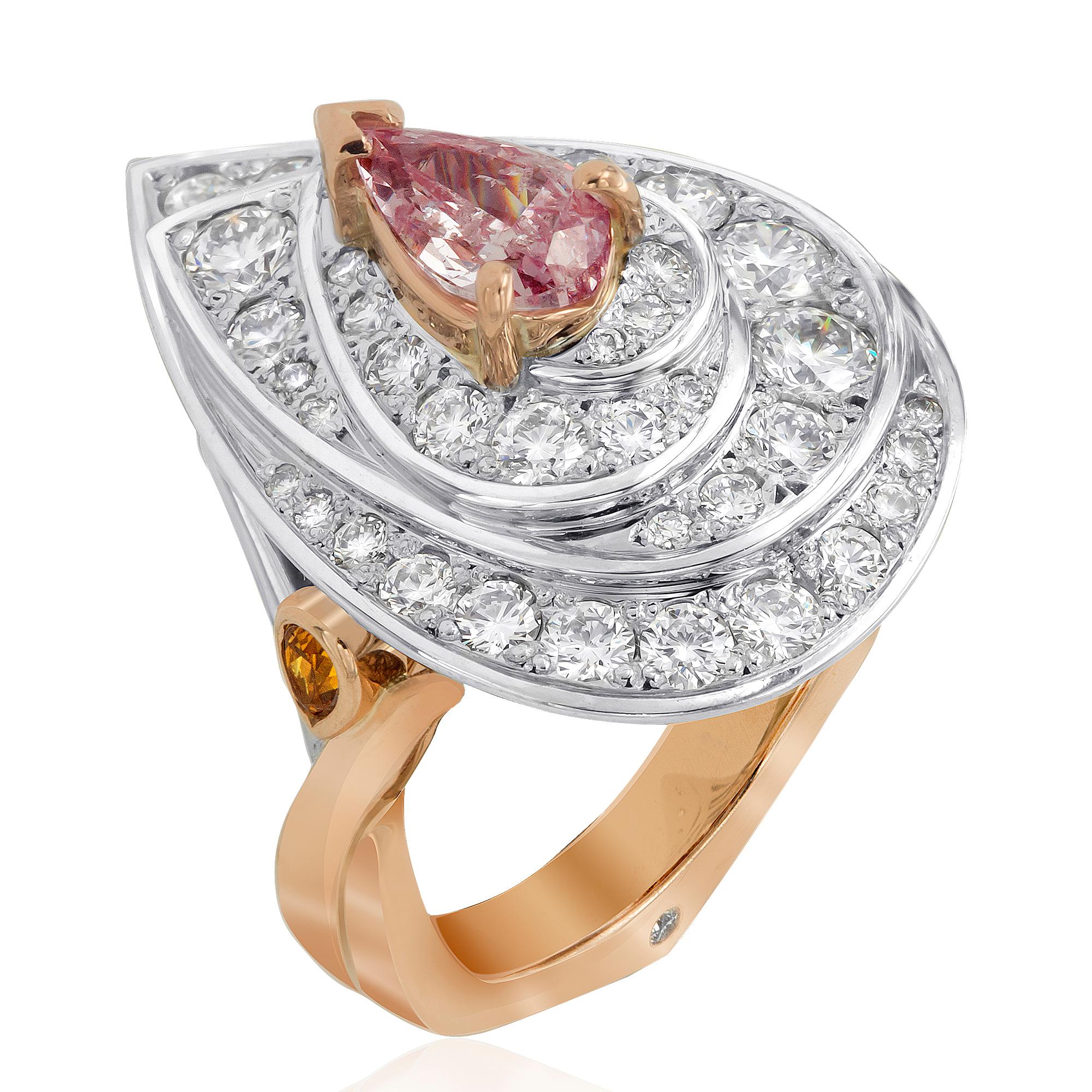 Women's Gerard McCabe Amore 0.80ct Pink and White Diamond Cluster Ring in 18ct Gold For Sale
