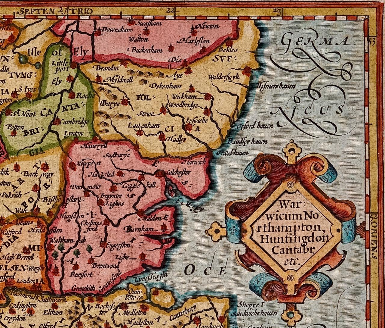 Le sud-est de l'Angleterre : une carte colorée à la main du XVIIe siècle par Mercator et Hondius - Marron Print par Gerard Mercator