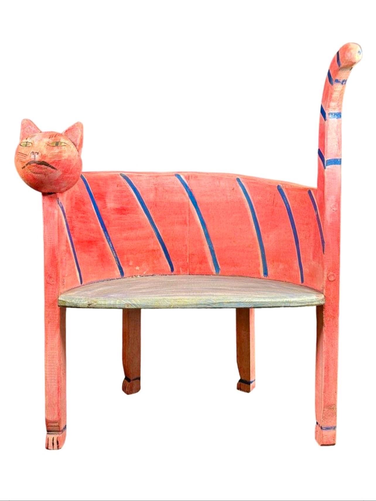 Gerard Rigot (France, 1929-) 
Animeubles, chaise d'enfant
Circa, 1980's
Art populaire, chaise sculptée à la main en forme de chat. 
Signé à la main sur le fond
Approuvé par le Musée des Arts Décoratifs, Paris. 
Dimensions : Dimensions : 23" x 19" x