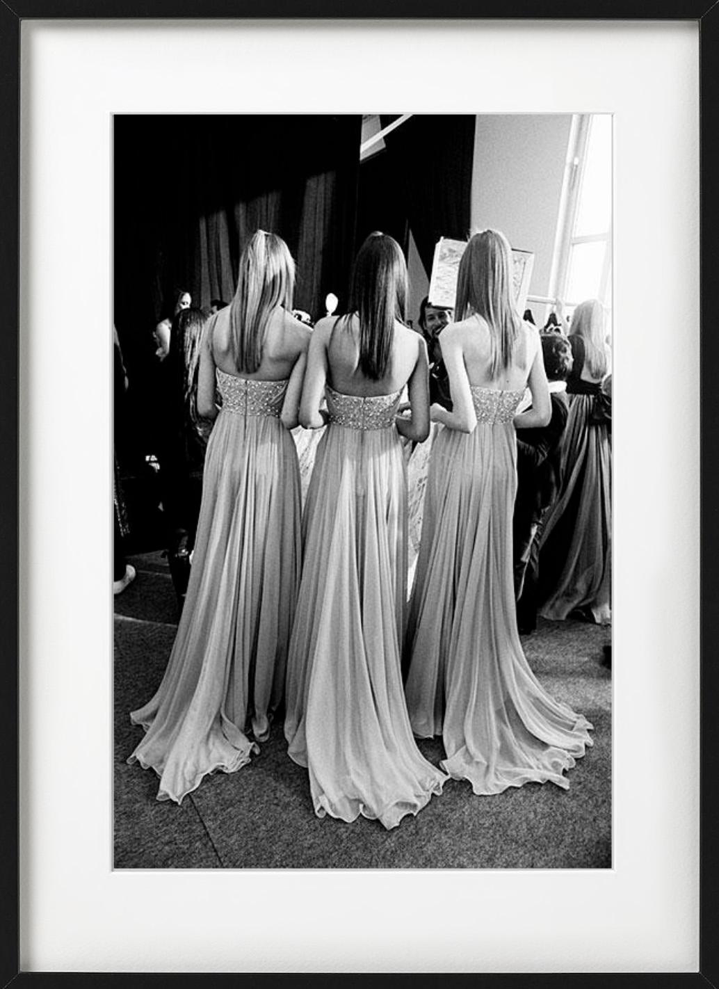 'Elie Saab Haute Couture' - three models in gowns, fine art photography, 2007 - Contemporary Photograph by Gérard Uféras