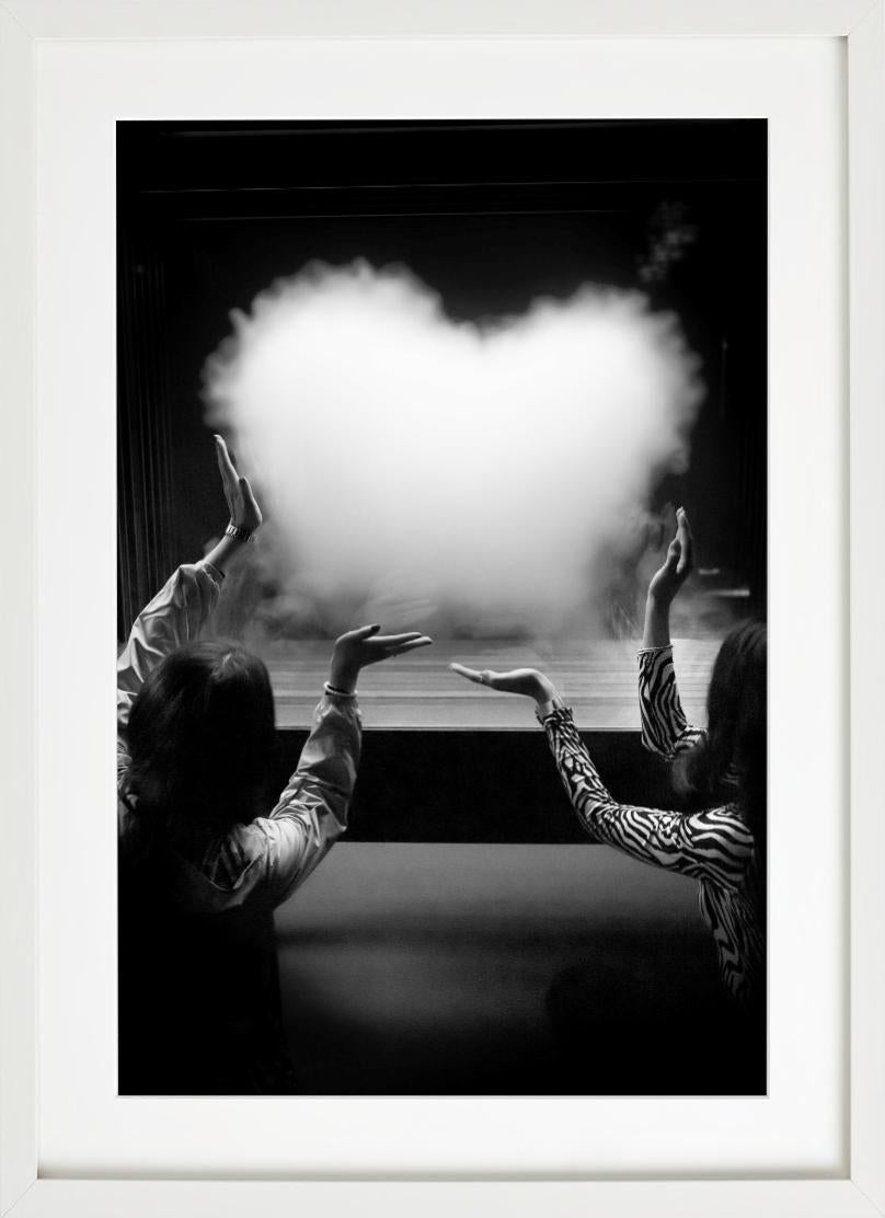 Arte del corazón - Nube en forma de corazón, Fotografía artística en venta 1