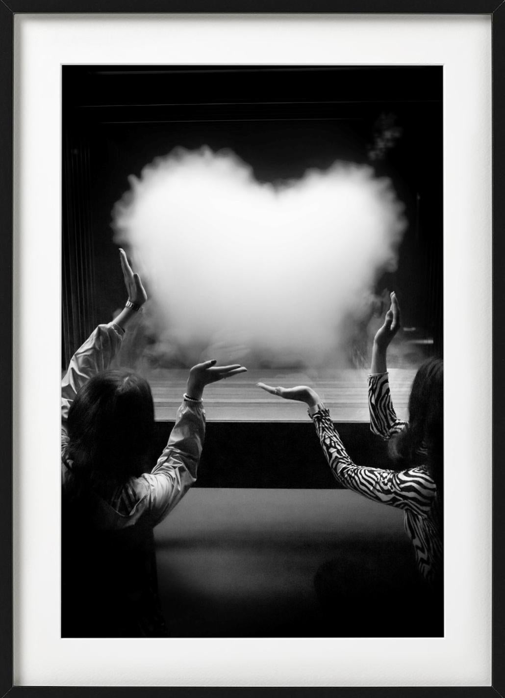 Arte del corazón - Nube en forma de corazón, Fotografía artística en venta 4
