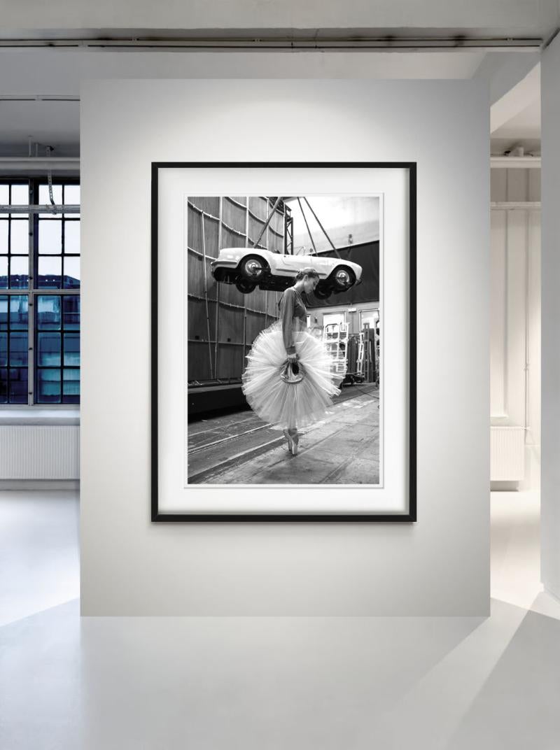 Scala - Ballerina in Tutu, Behind the scenes, Fine Art Photography - Gray Figurative Photograph by Gérard Uféras