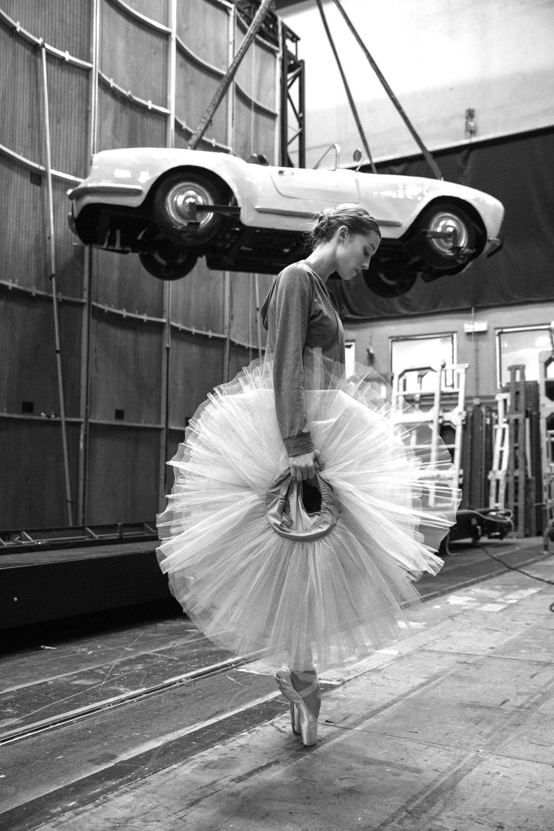 Gérard Uféras Figurative Photograph - Scala - Ballerina in Tutu, Behind the scenes, Fine Art Photography
