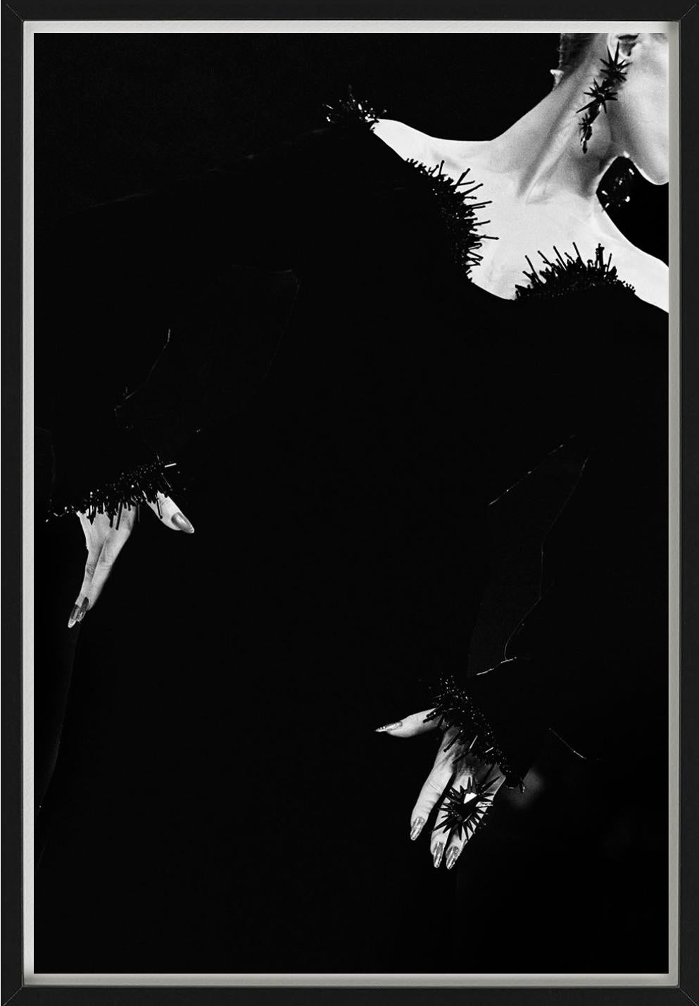 Thierry Mugler, Haute Couture, Automne-Hiver - Fine Art Photography, 1999 For Sale 1