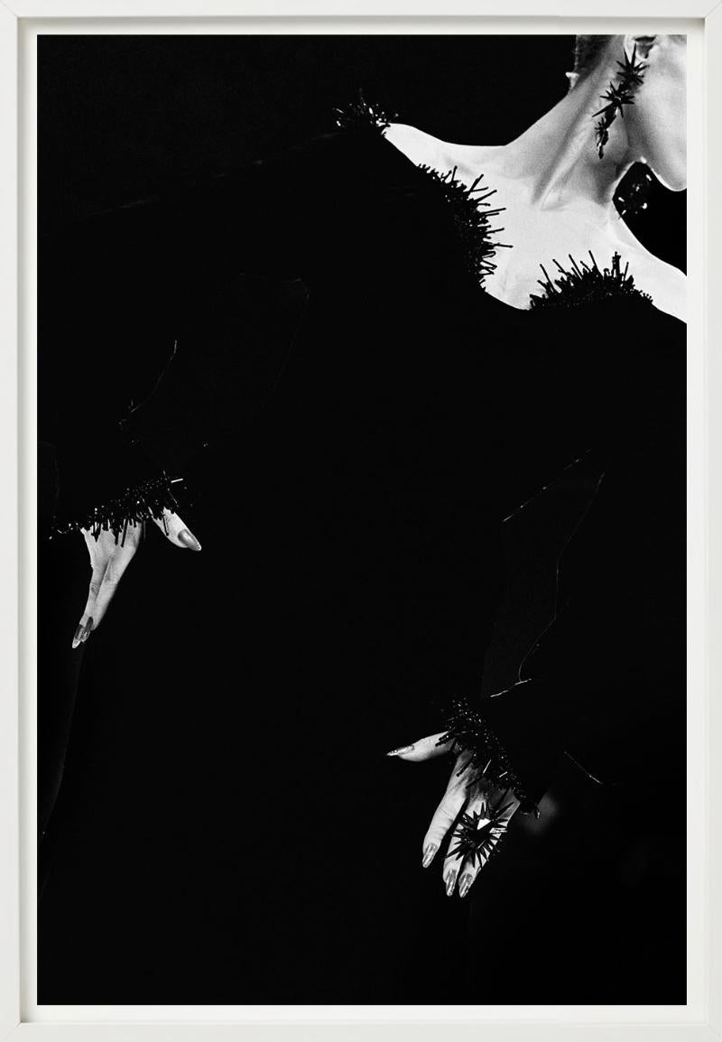Thierry Mugler, Haute Couture, Automne-Hiver - Fine Art Photography, 1999 For Sale 3