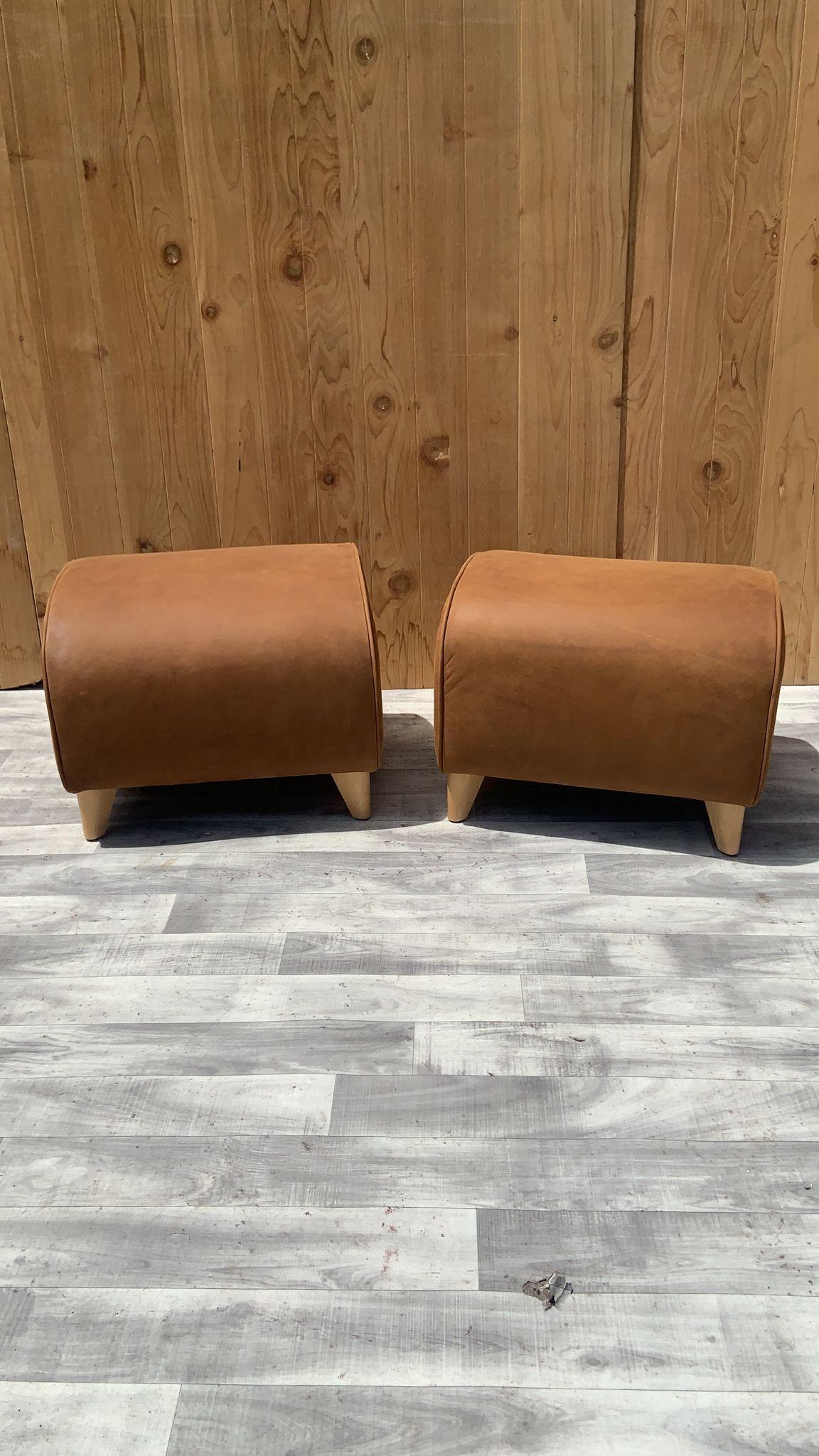 Mid-Century Modern Gerard Van Den Berg - 2 chaises longues et 2 repose-pieds nouvellement tapissés - Ensemble de 4 pièces en vente