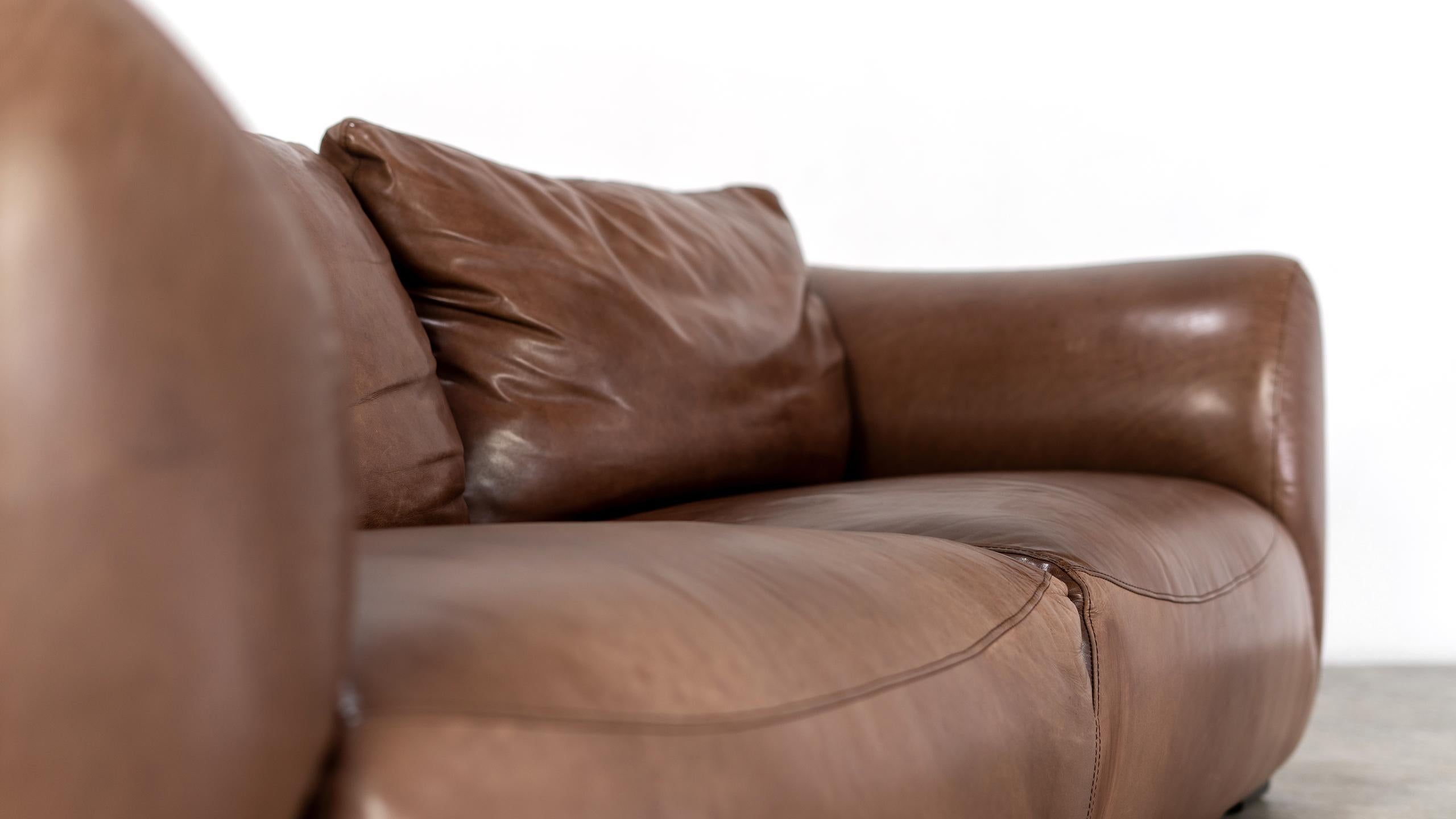 Gerard van den Berg 'attr. to', Sofa in Chocolate Leather, 1970 Netherlands 5