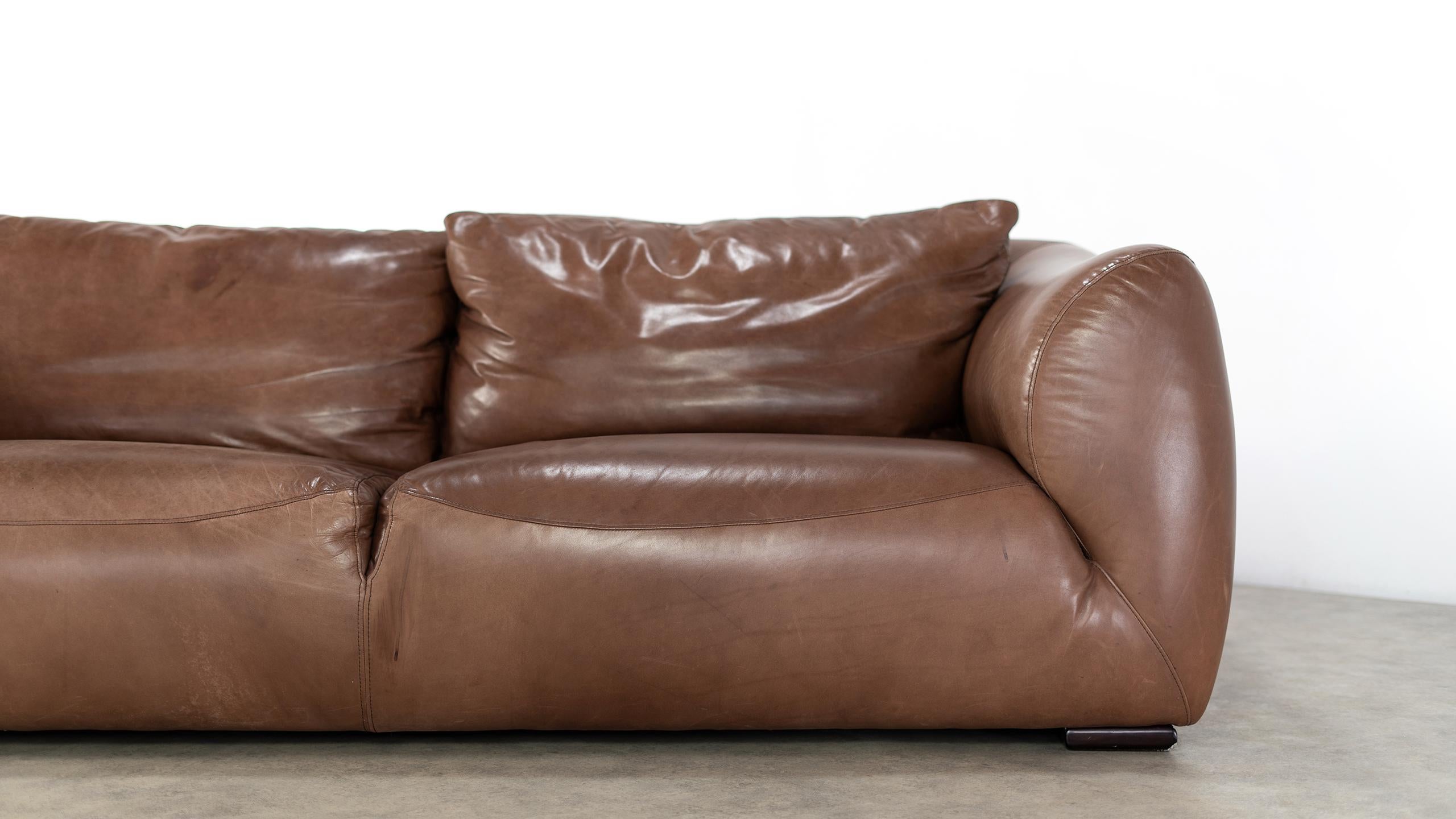 Gerard van den Berg 'attr. to', Sofa in Chocolate Leather, 1970 Netherlands 13