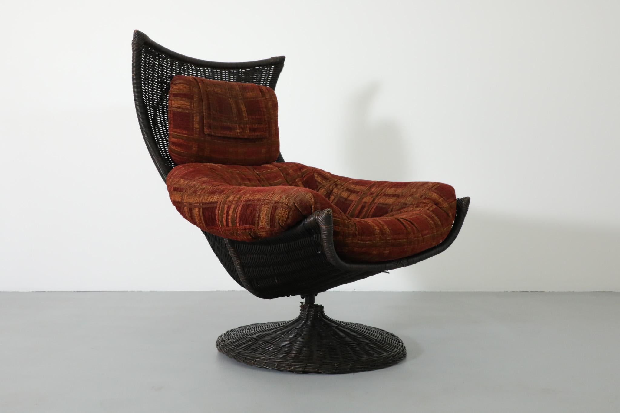 Gerard van den Berg Black Rattan Lounge Chair with Fabric Cushions  3