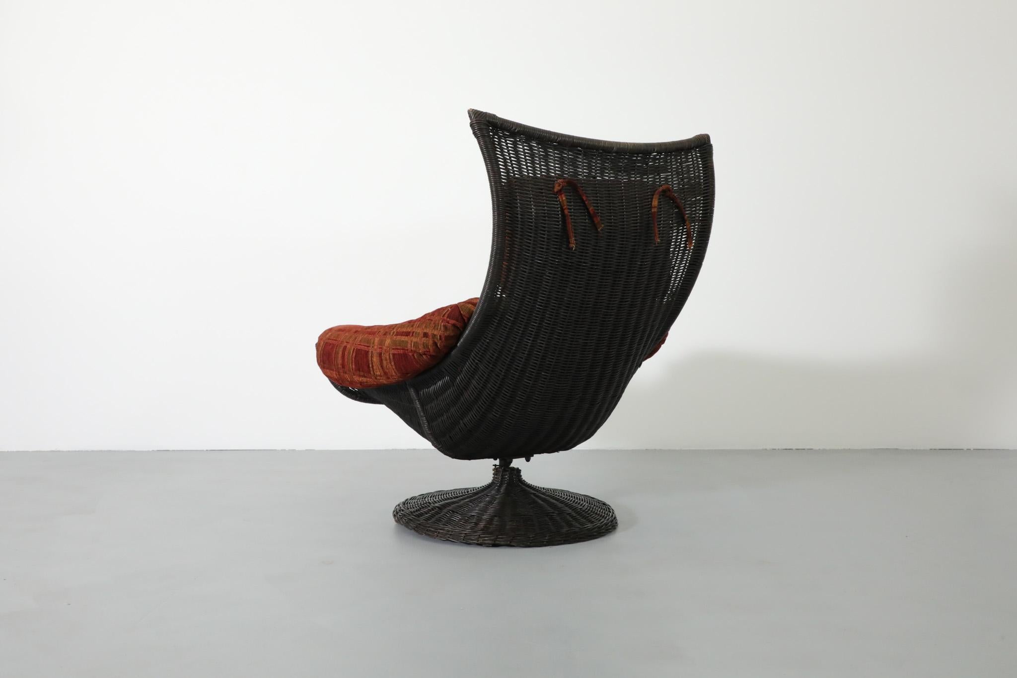 Gerard van den Berg Black Rattan Lounge Chair with Fabric Cushions  In Good Condition In Los Angeles, CA