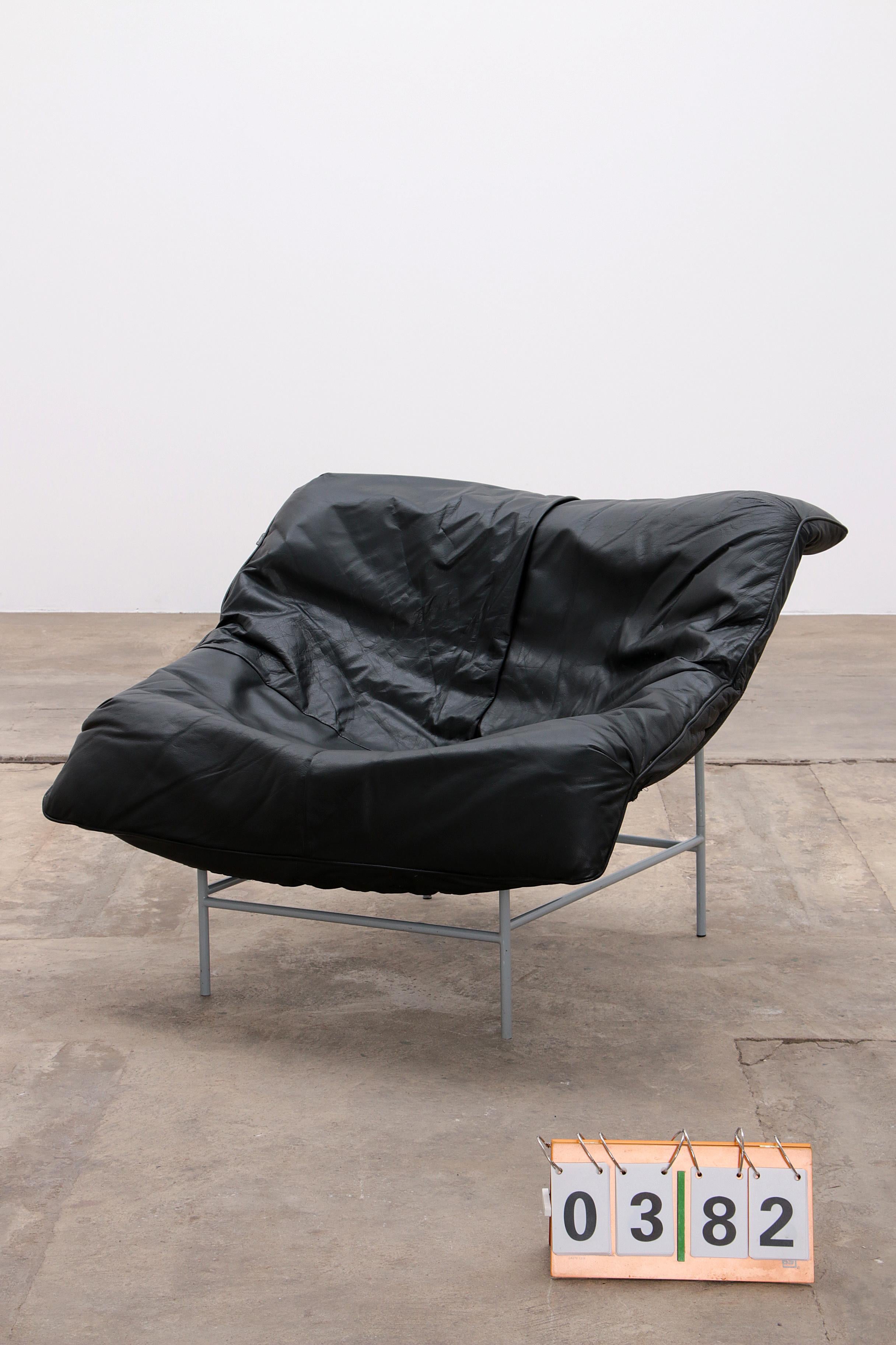 Gerard van den Berg butterfly chair for Montis, 1980 black For Sale 7