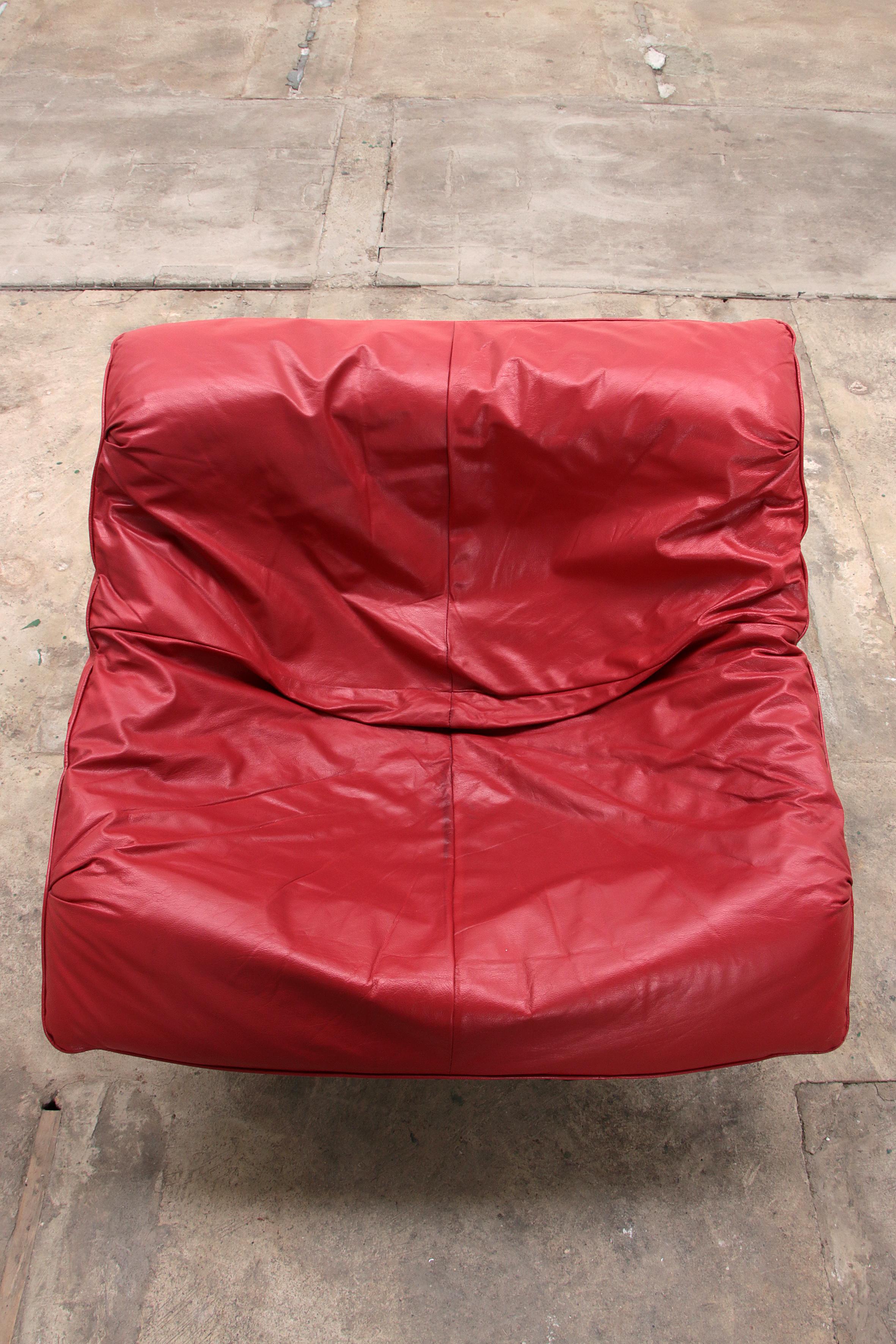 Gerard van den Berg butterfly chair for Montis, 1980 red In Good Condition In Oostrum-Venray, NL
