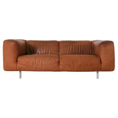 Cognacfarbenes Sofa aus Leder in weicher Form mit Aluminiumbeinen von Gerard van den Berg 