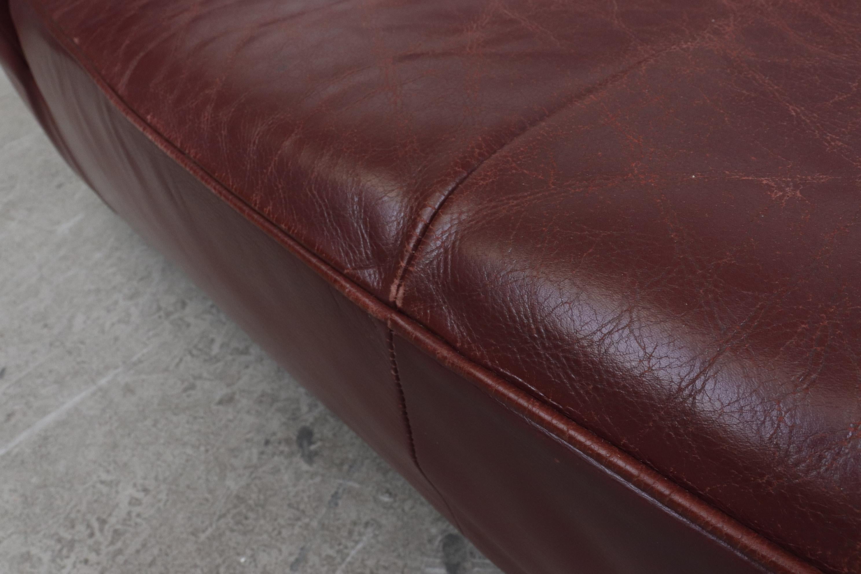 Gerard Van Den Berg 'Corvette' Sofa in Bordeaux Leather For Sale 7