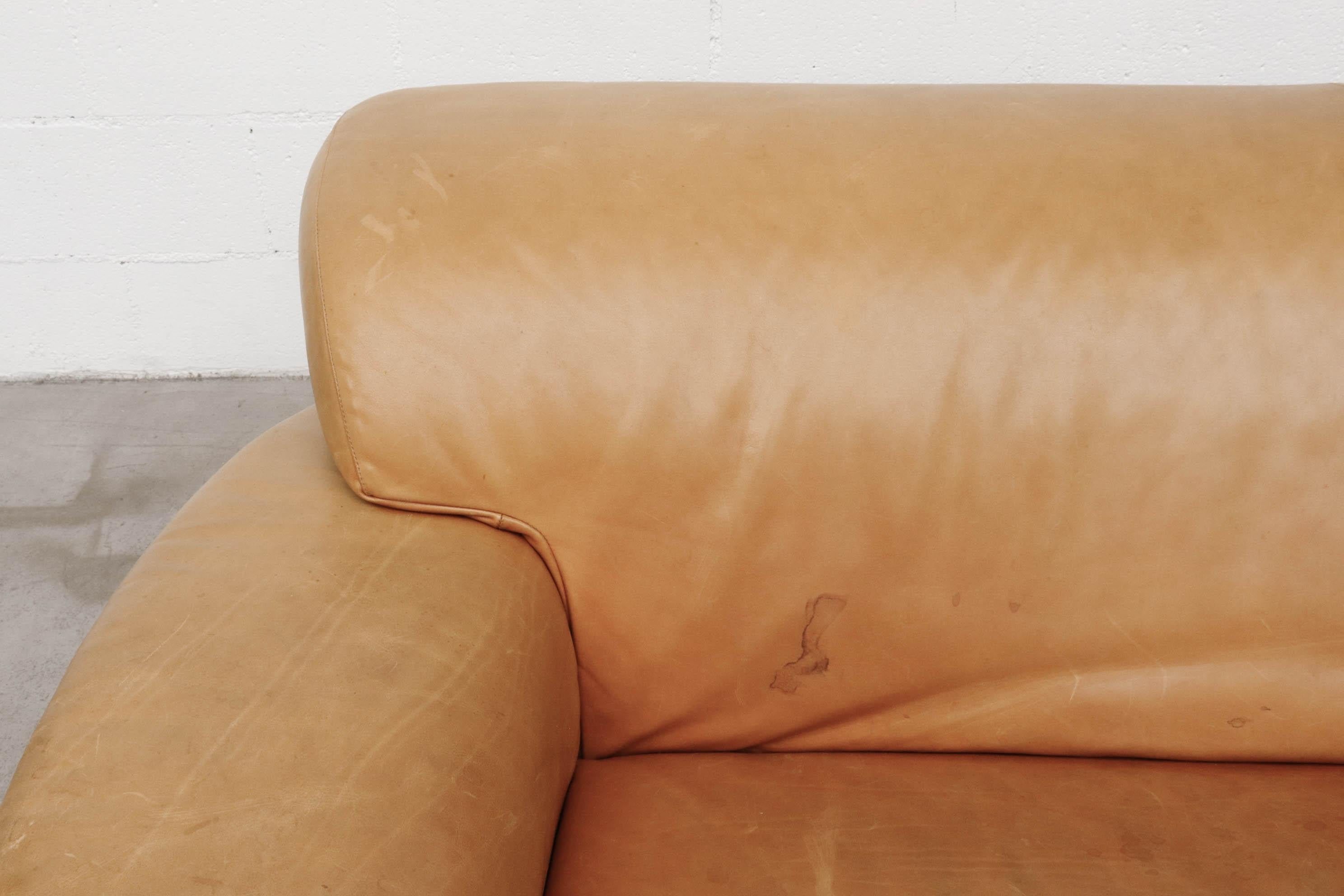 Gerard Van Den Berg 'Corvette' Sofa in Natural Tan Leather In Good Condition For Sale In Los Angeles, CA