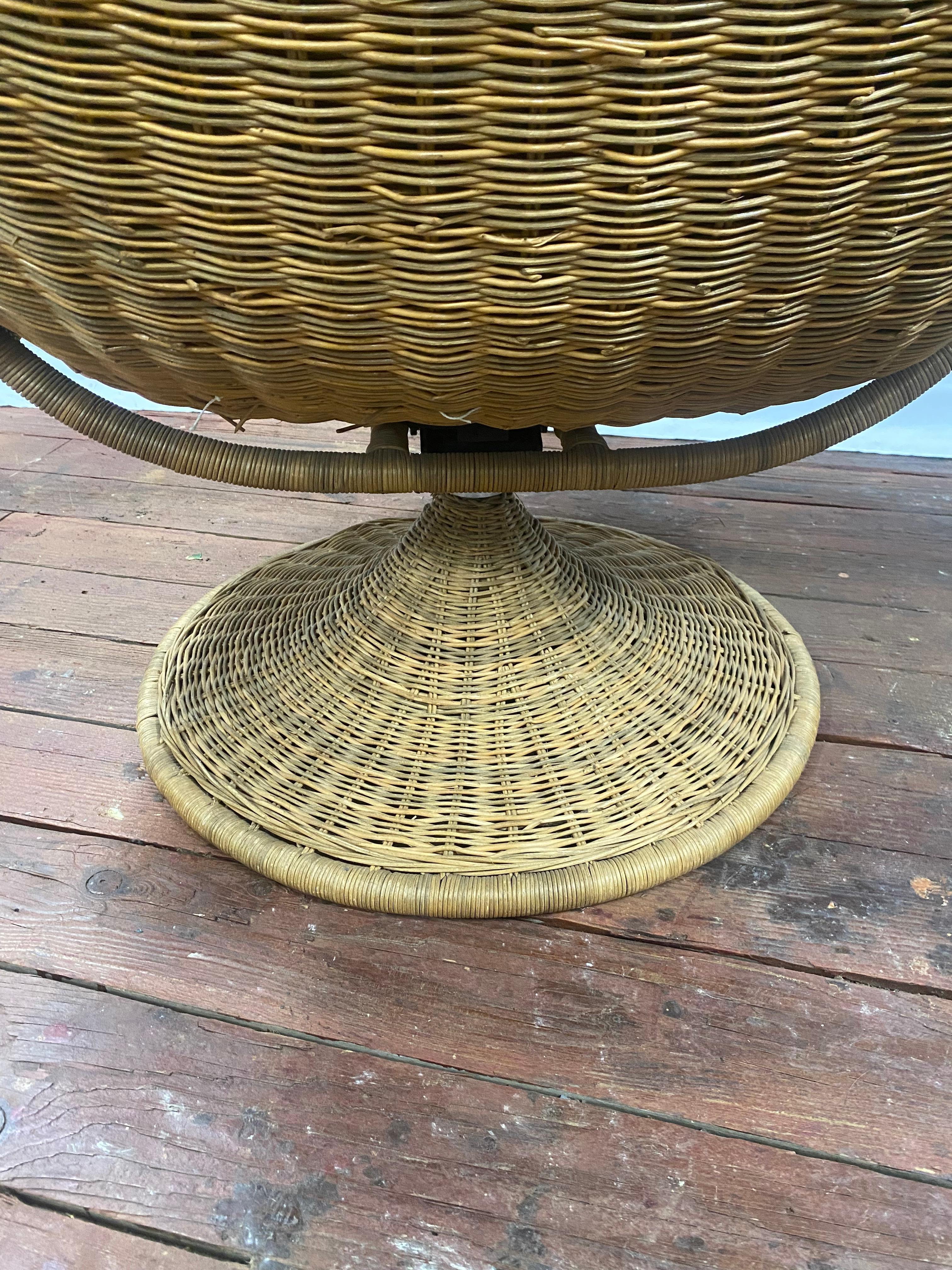 Gerard Van Den Berg pour la chaise longue pivotante en osier de Montis en vente 2