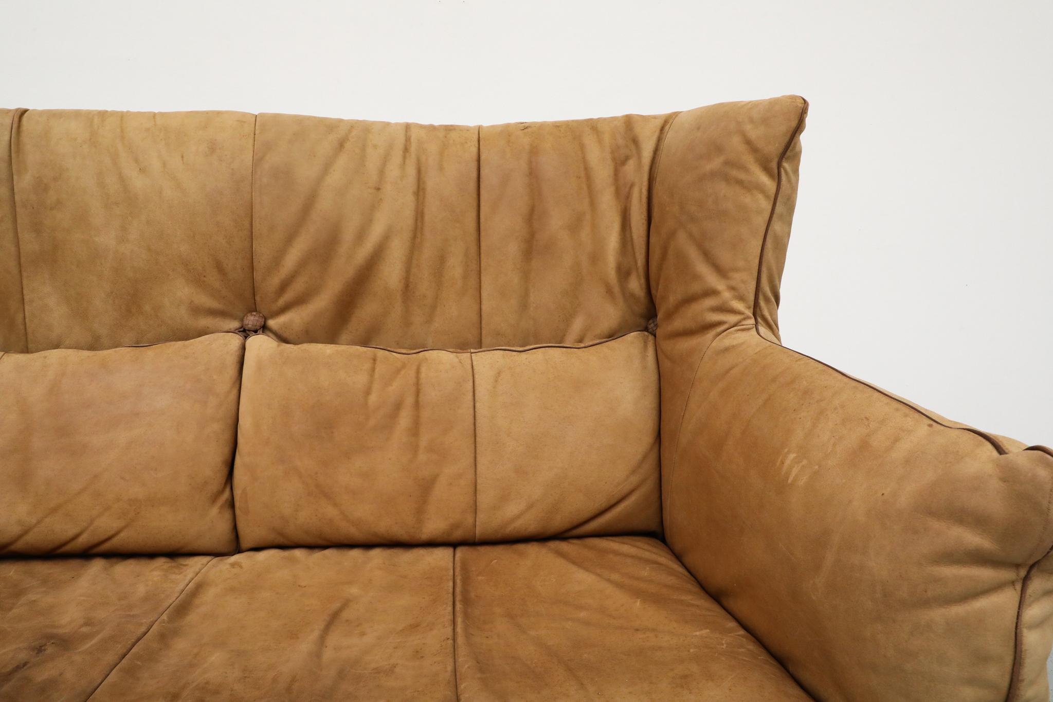 Gerard Van Den Berg Loveseat de cuero con respaldo alto en venta 11