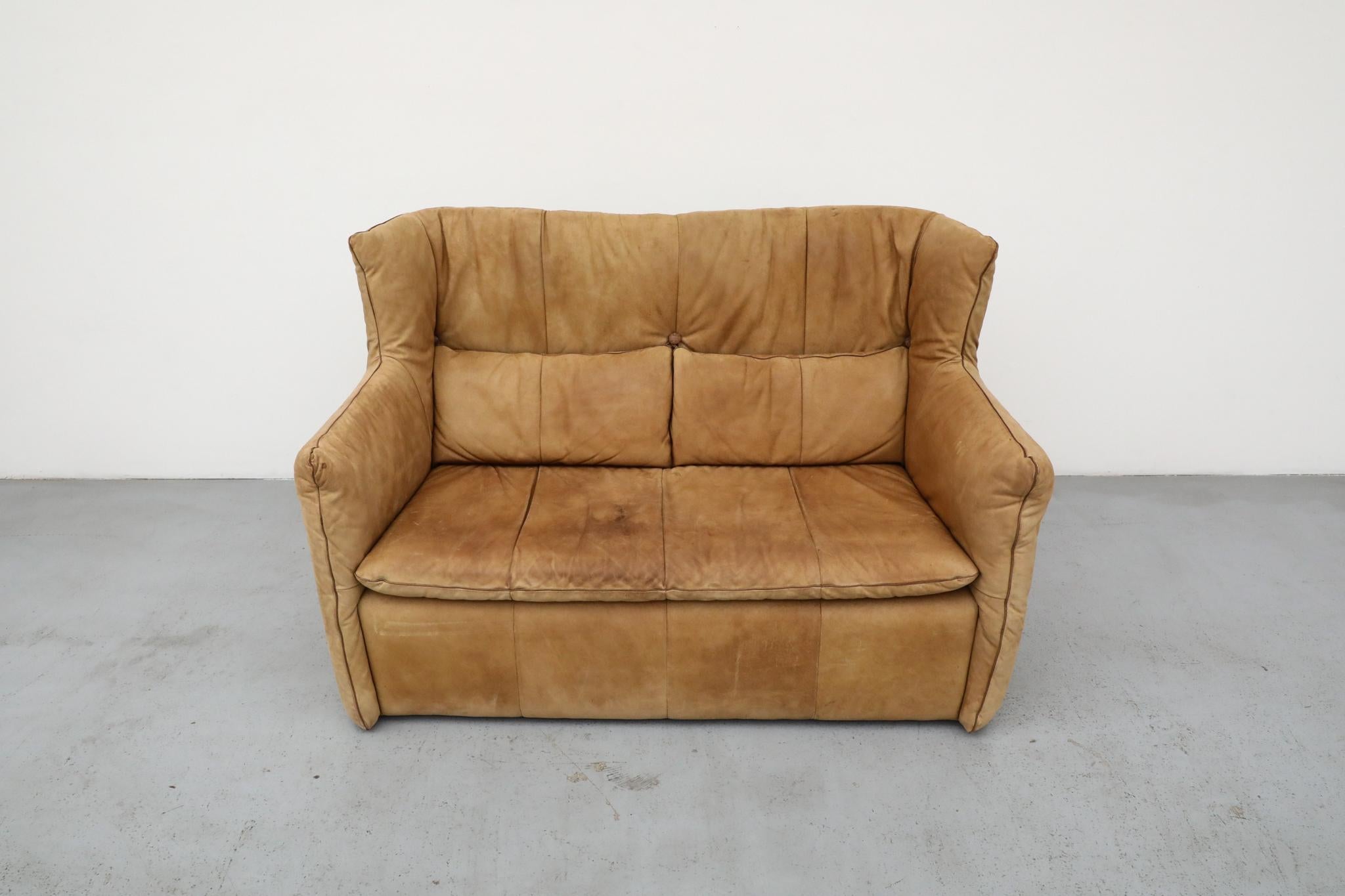 Gerard Van Den Berg Loveseat de cuero con respaldo alto en venta 1