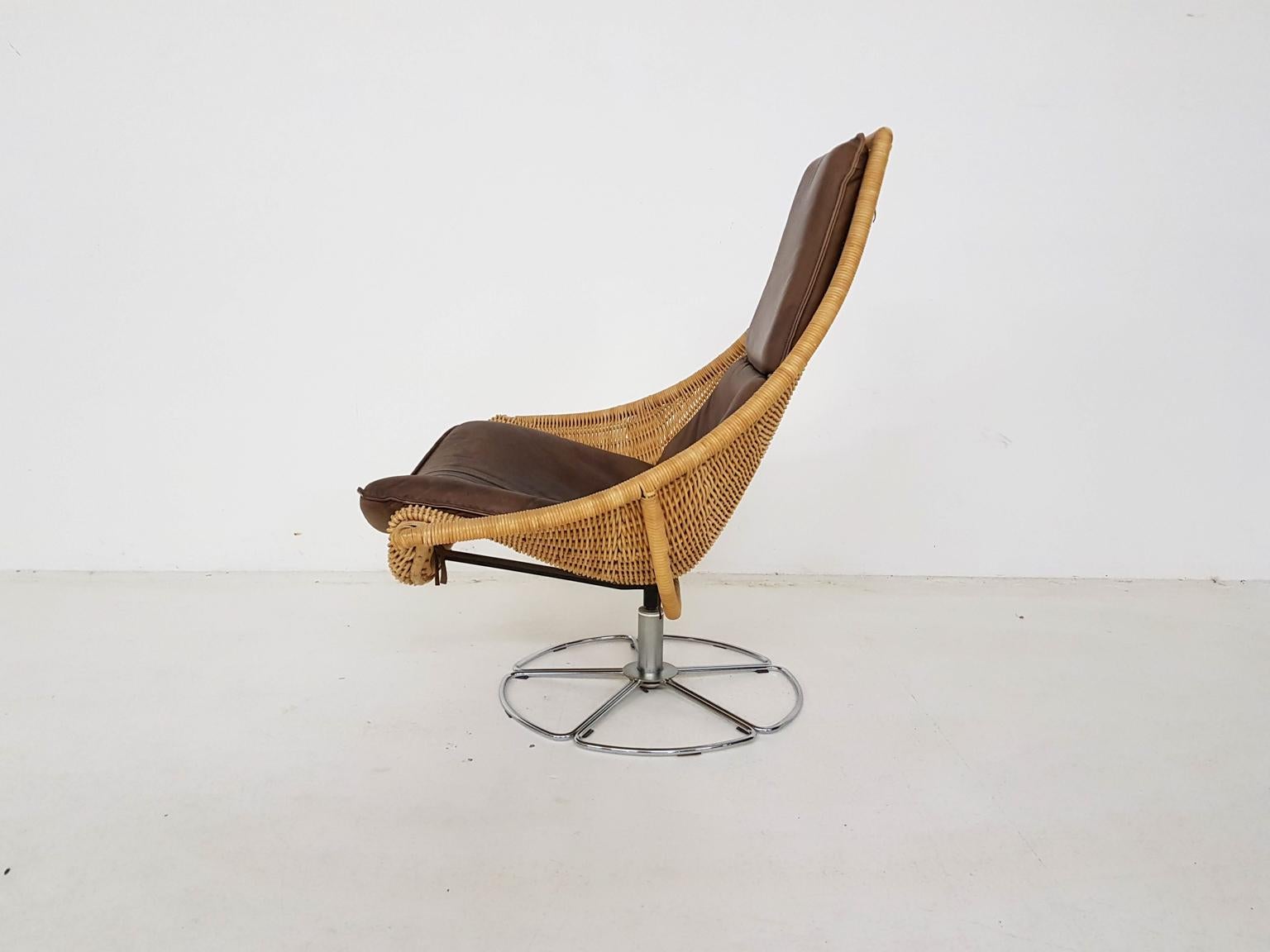 leather chair