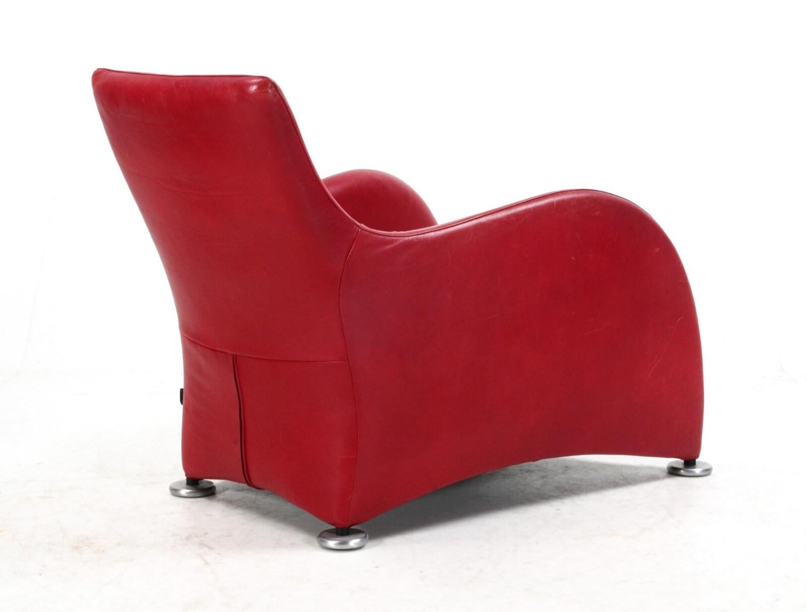 Gerard Van Den Berg Sillón con Otomana de Piel Roja Modelo 