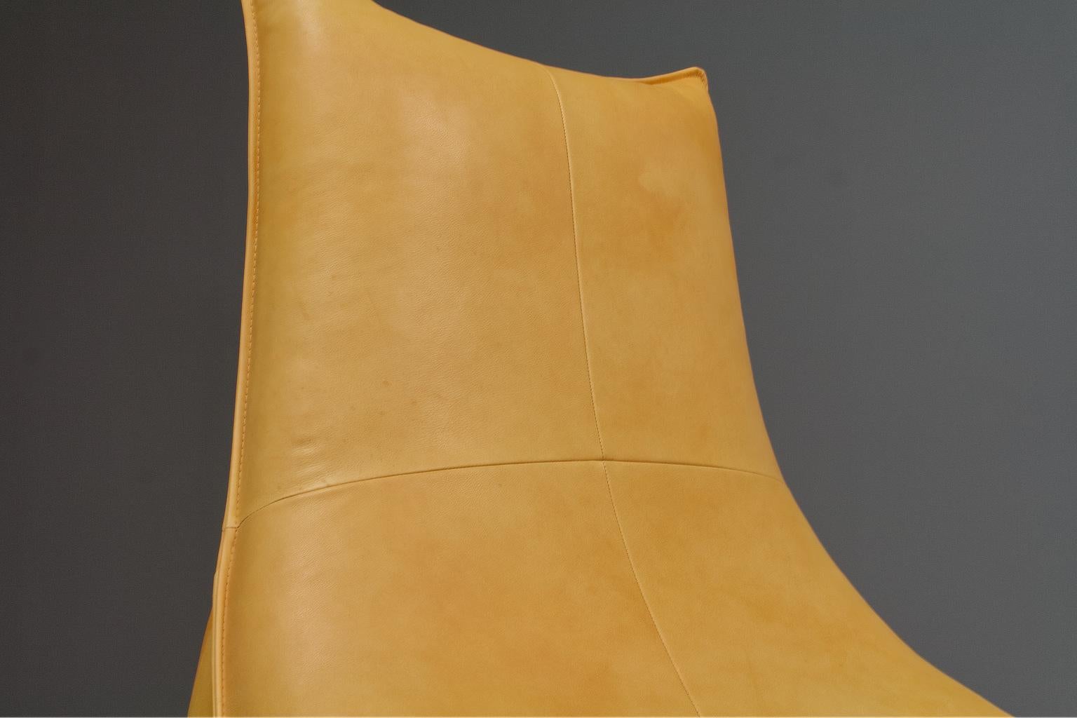 Gerard Van Den Berg Modern Brutalist Rock Chair in Leather, Montis Design In Good Condition For Sale In Beek en Donk, NL