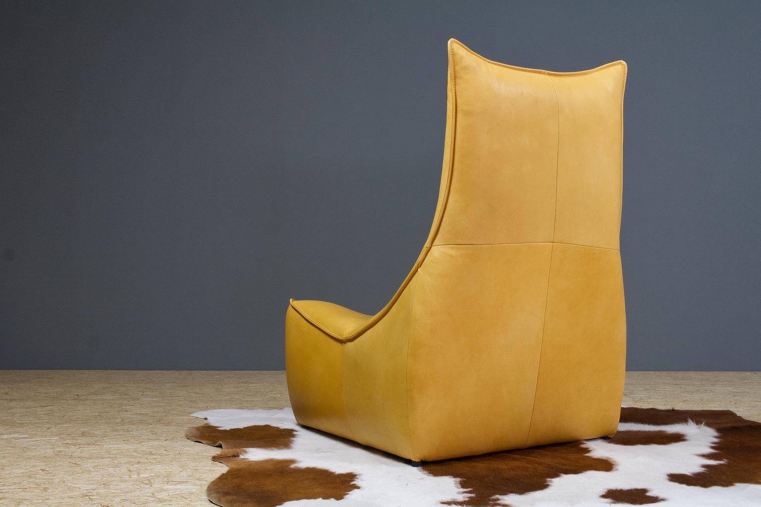 Gerard Van Den Berg Modern Brutalist Rock Chair in Leather, Montis Design For Sale 1