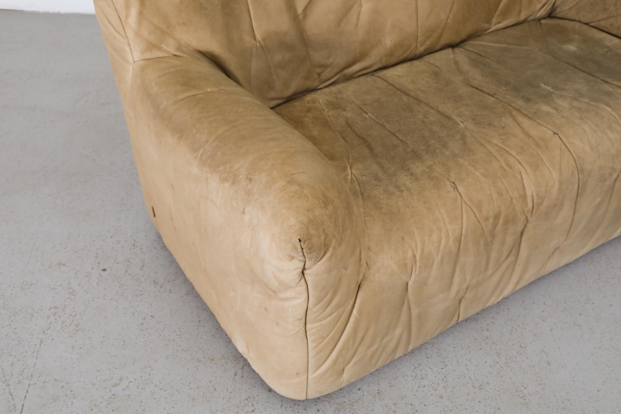 Gerard van den Berg Natural Leather High Back Loveseat with Tufting For Sale 6