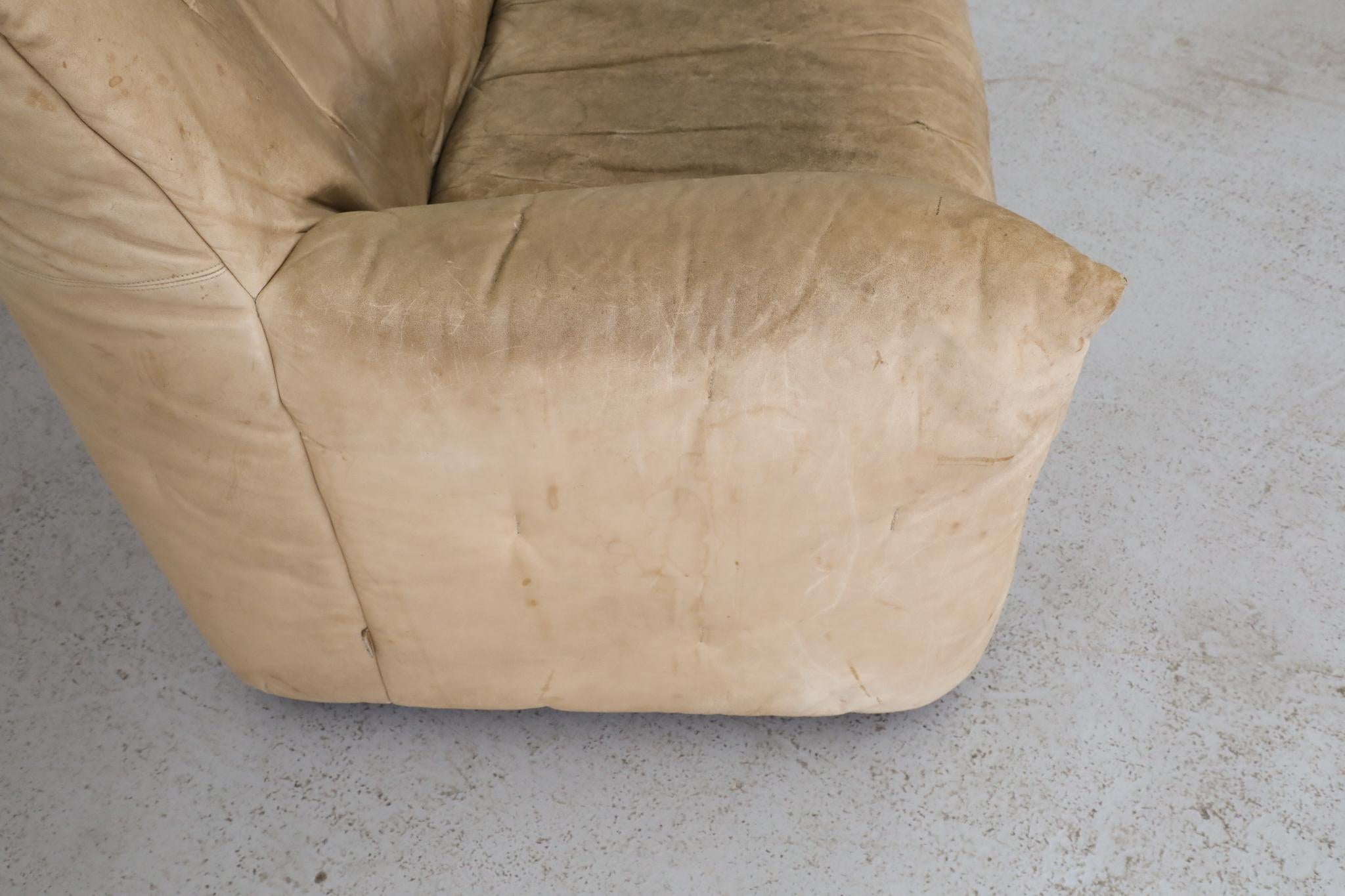 Gerard van den Berg Natural Leather High Back Loveseat with Tufting For Sale 8