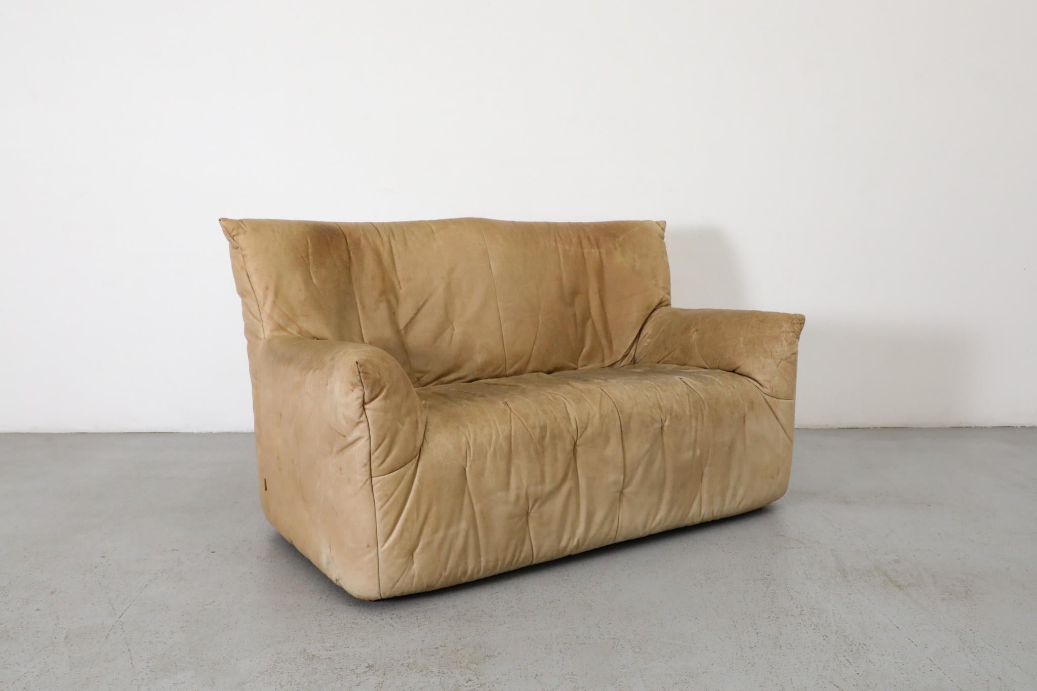 Gerard van den Berg Natural Leather High Back Loveseat with Tufting For Sale 3