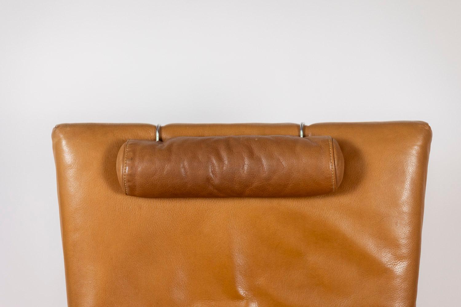 Gerard Van Den Berg. Pair of armchairs in leather. 1980s. For Sale 3